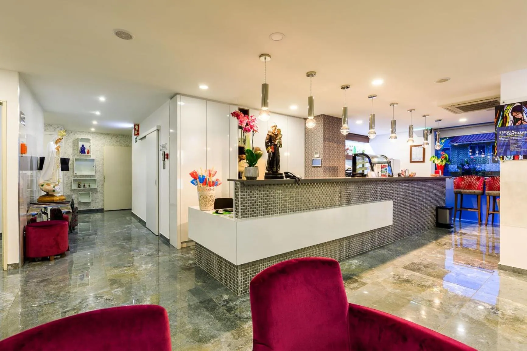 Staff in Hotel Santo António de Pádua