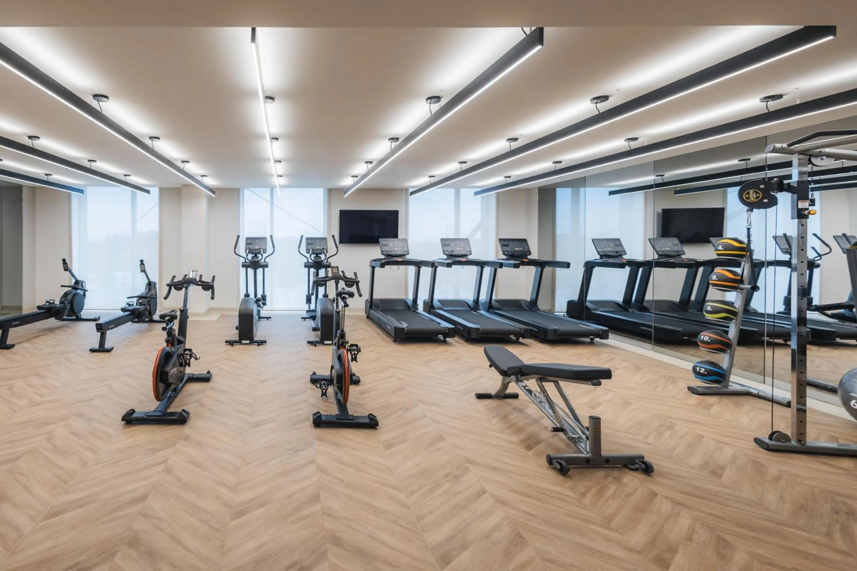 Fitness centre/facilities in Hyatt Place Cancun Airport