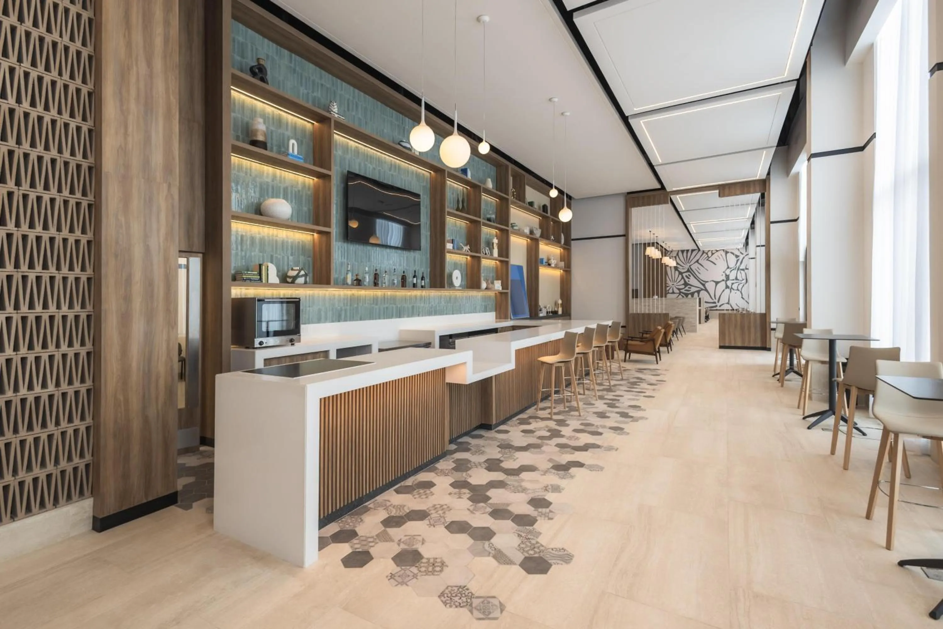 Lounge or bar in Hyatt Place Cancun Airport