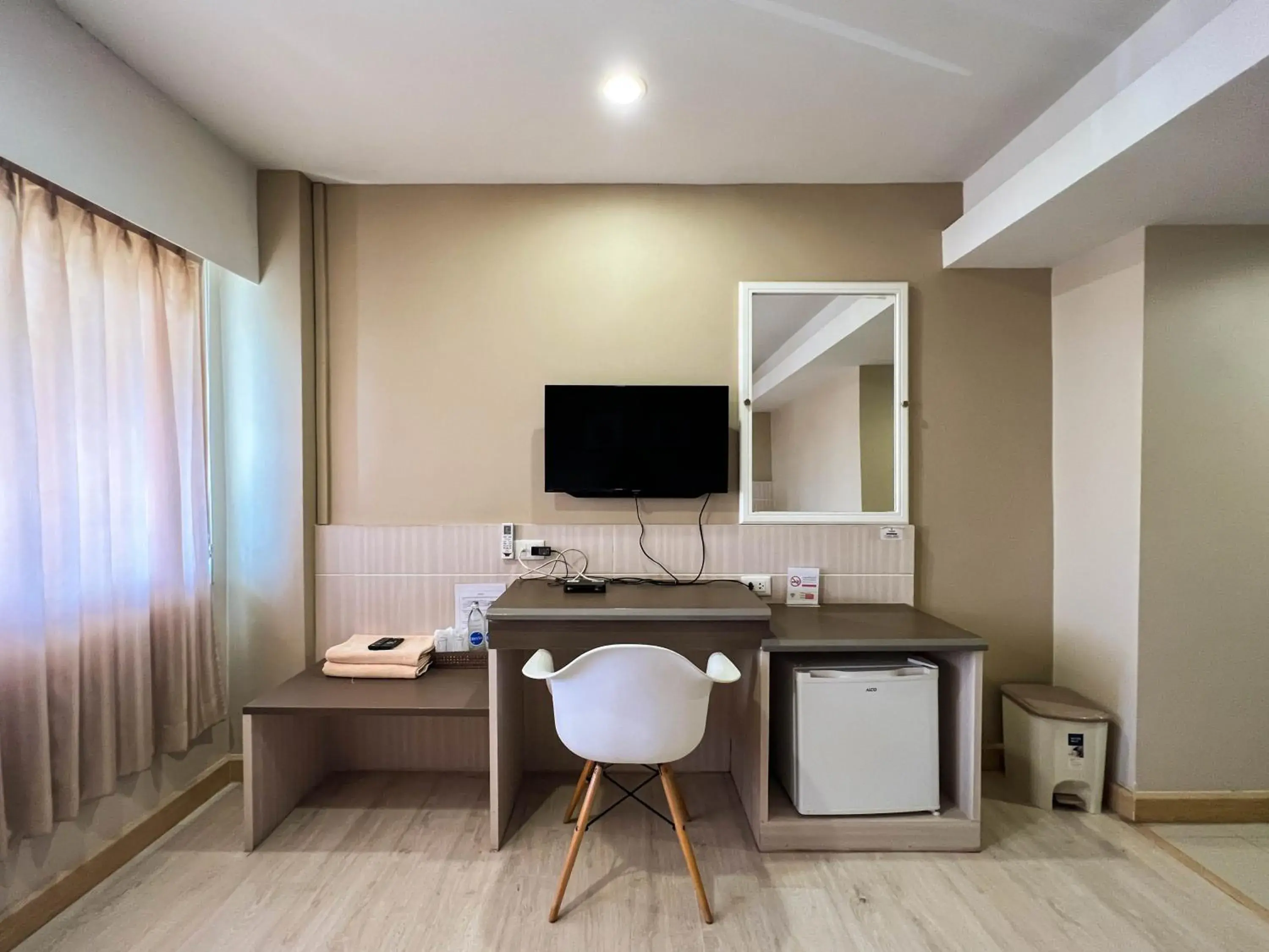 Superior Twin Room in Srivichai Hotel Superior Twin Room in Srivichai Hotel