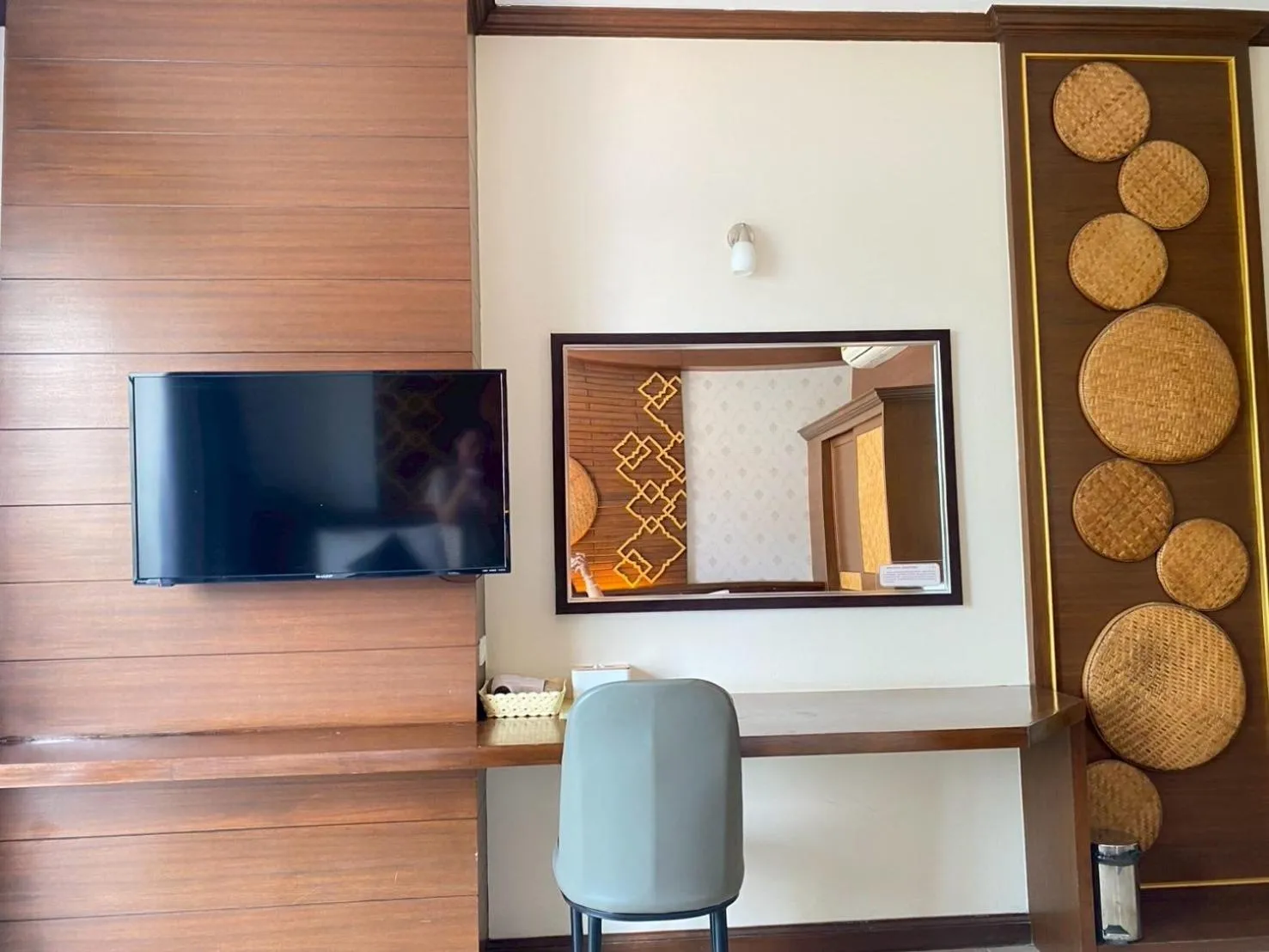 TV and multimedia in The Proud Hotel