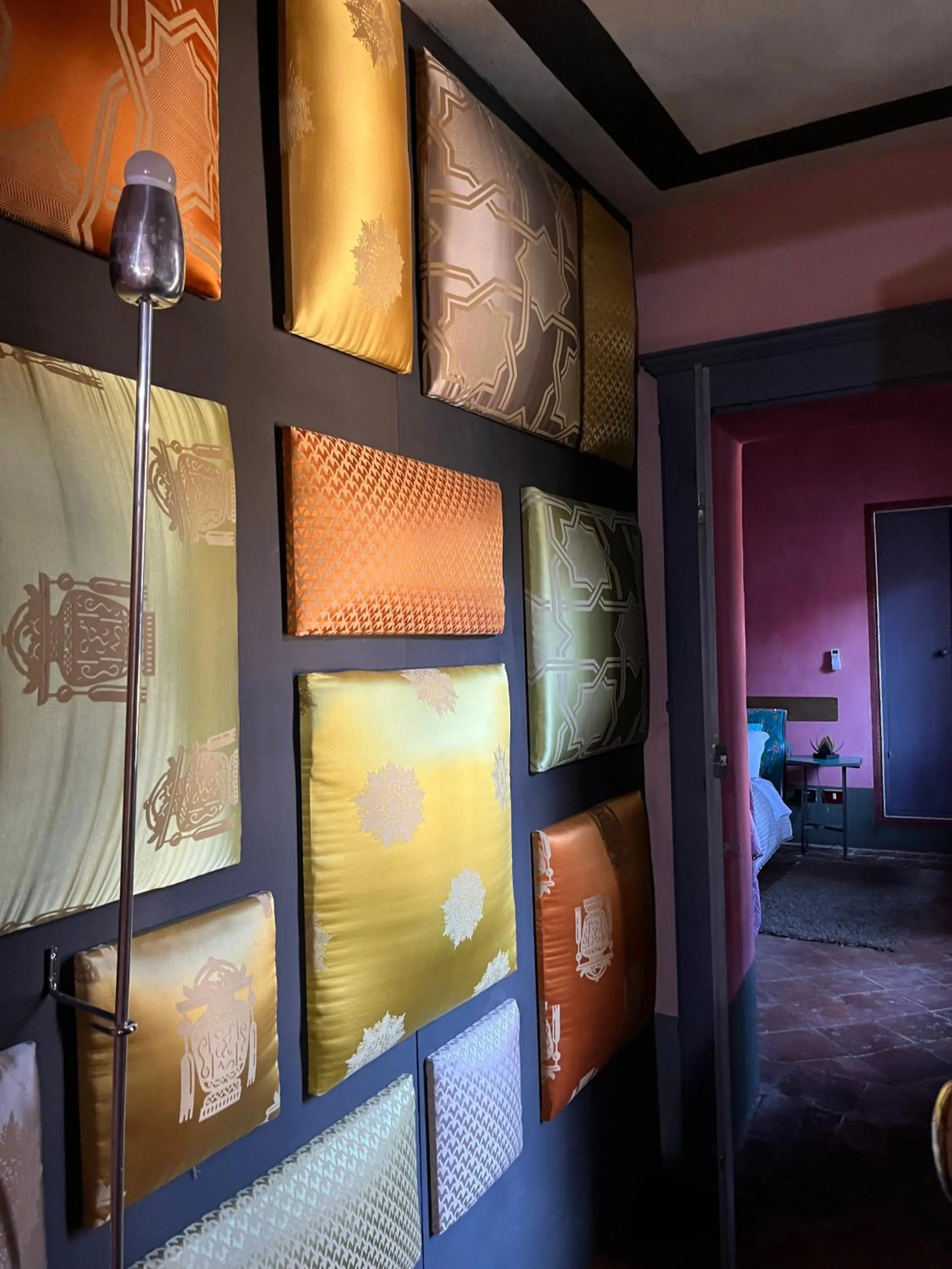 Bed in Lunafragola Atelier B&B