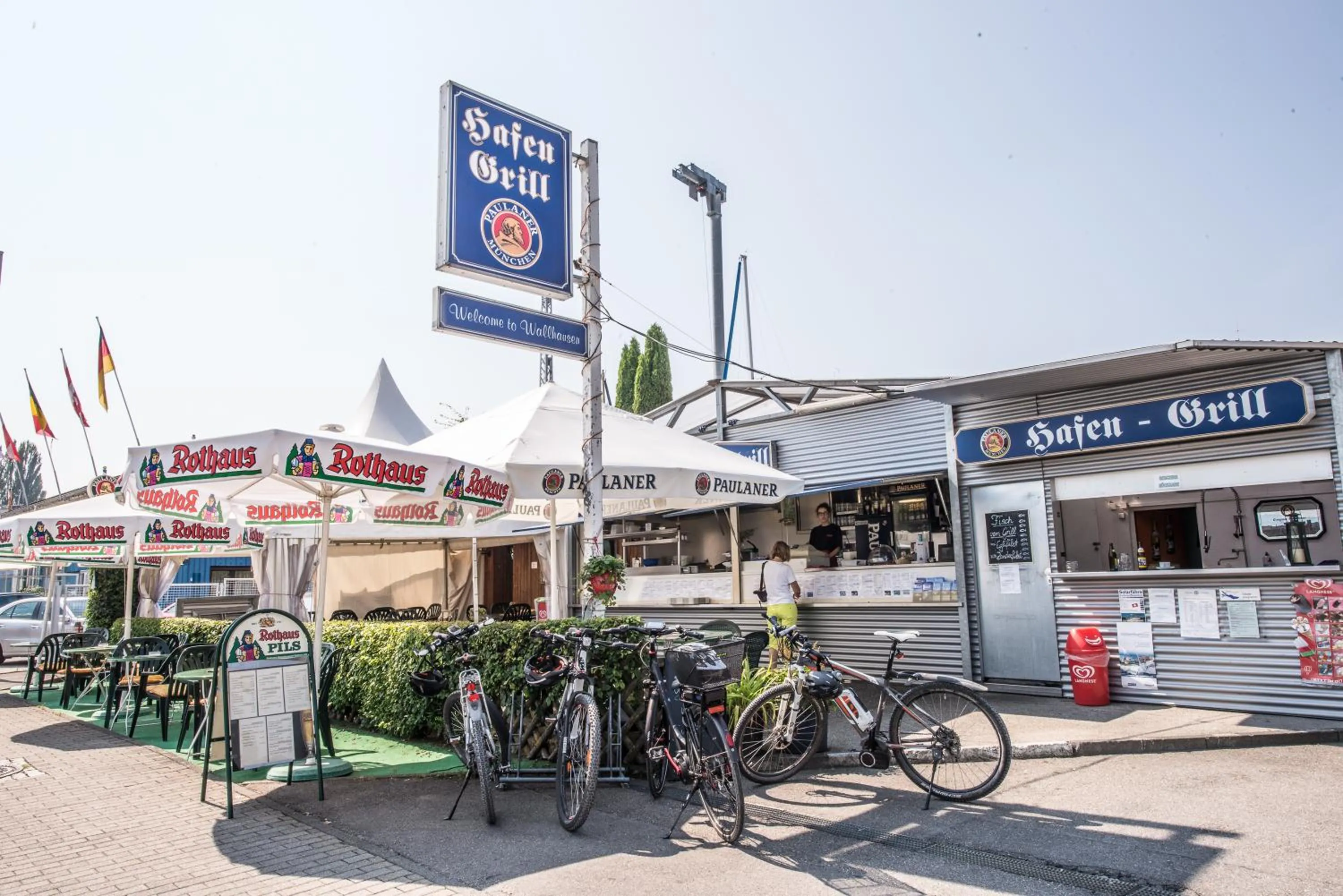 Restaurant/places to eat in Hotel am Yachthafen