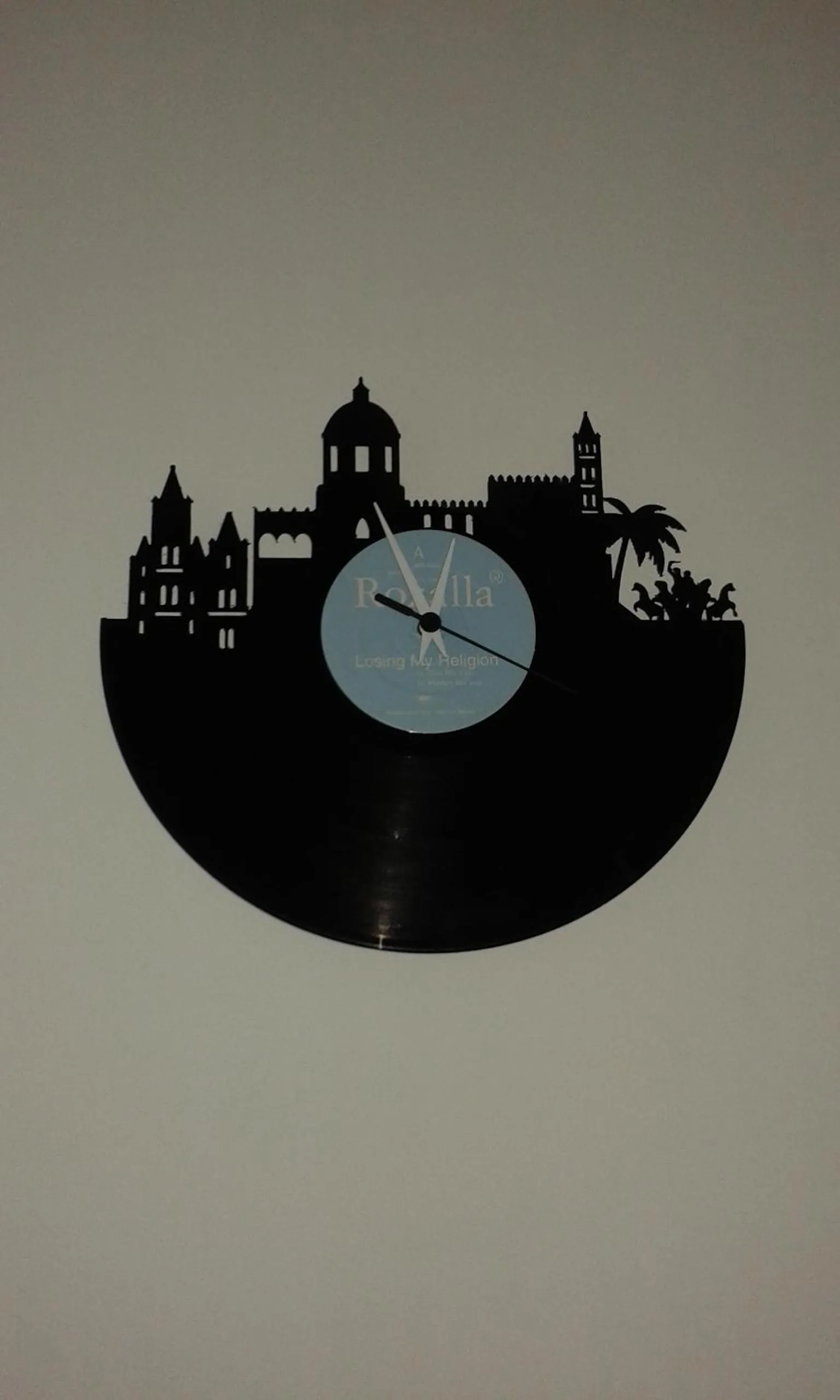 Decorative detail in Buonaluna B&B