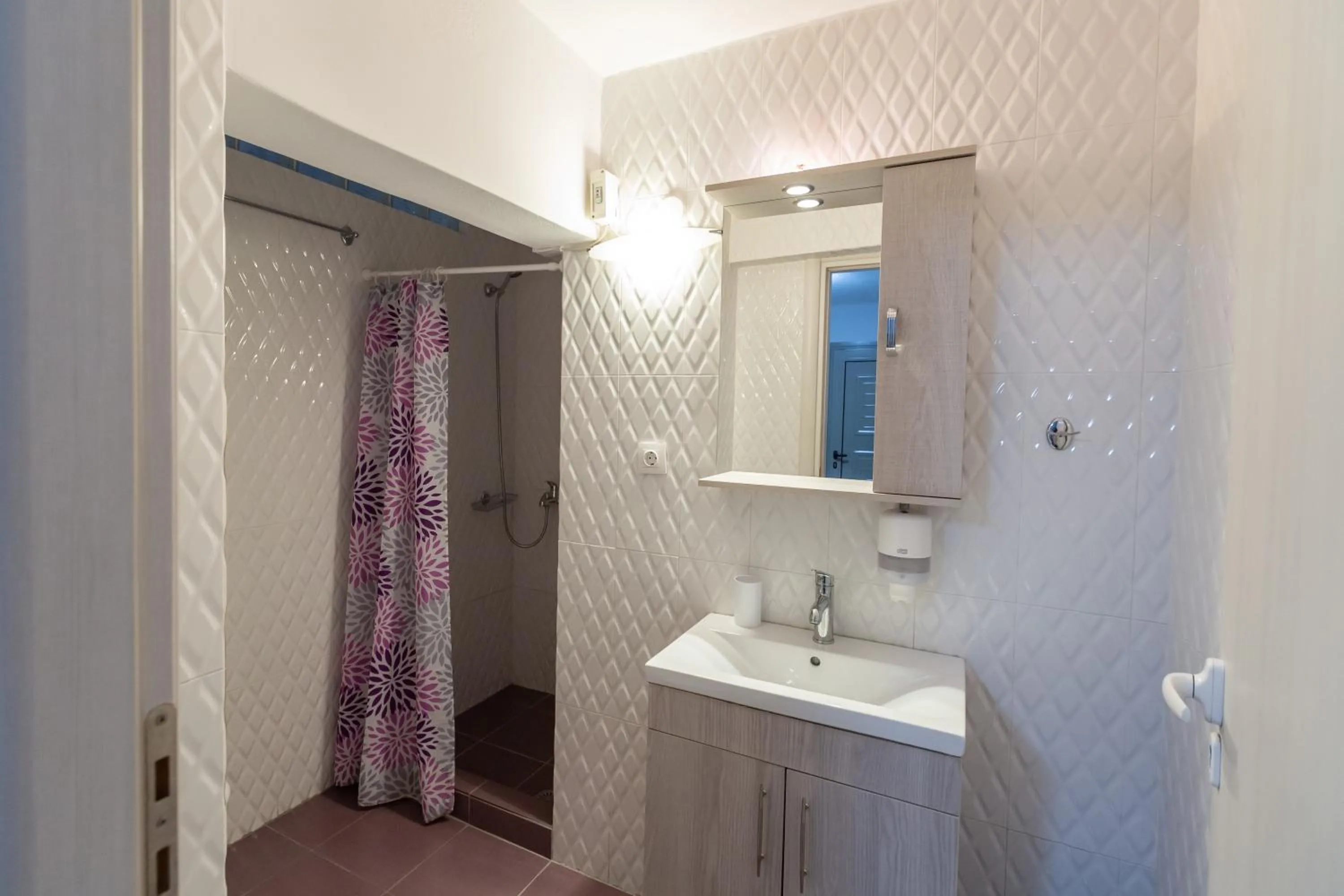 Shower in Pegasus Rooms