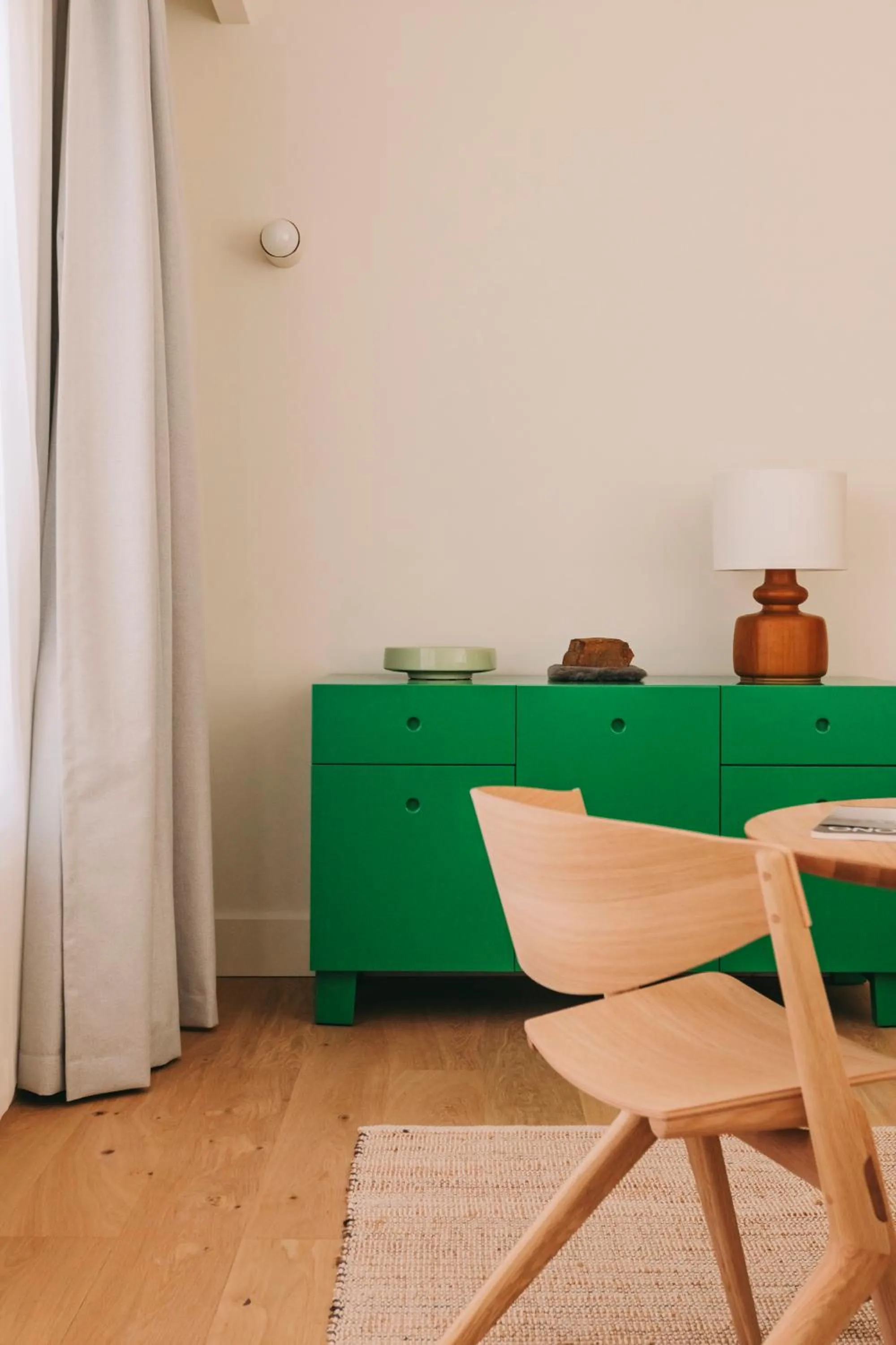 Seating area in LENSCAPE Coterie