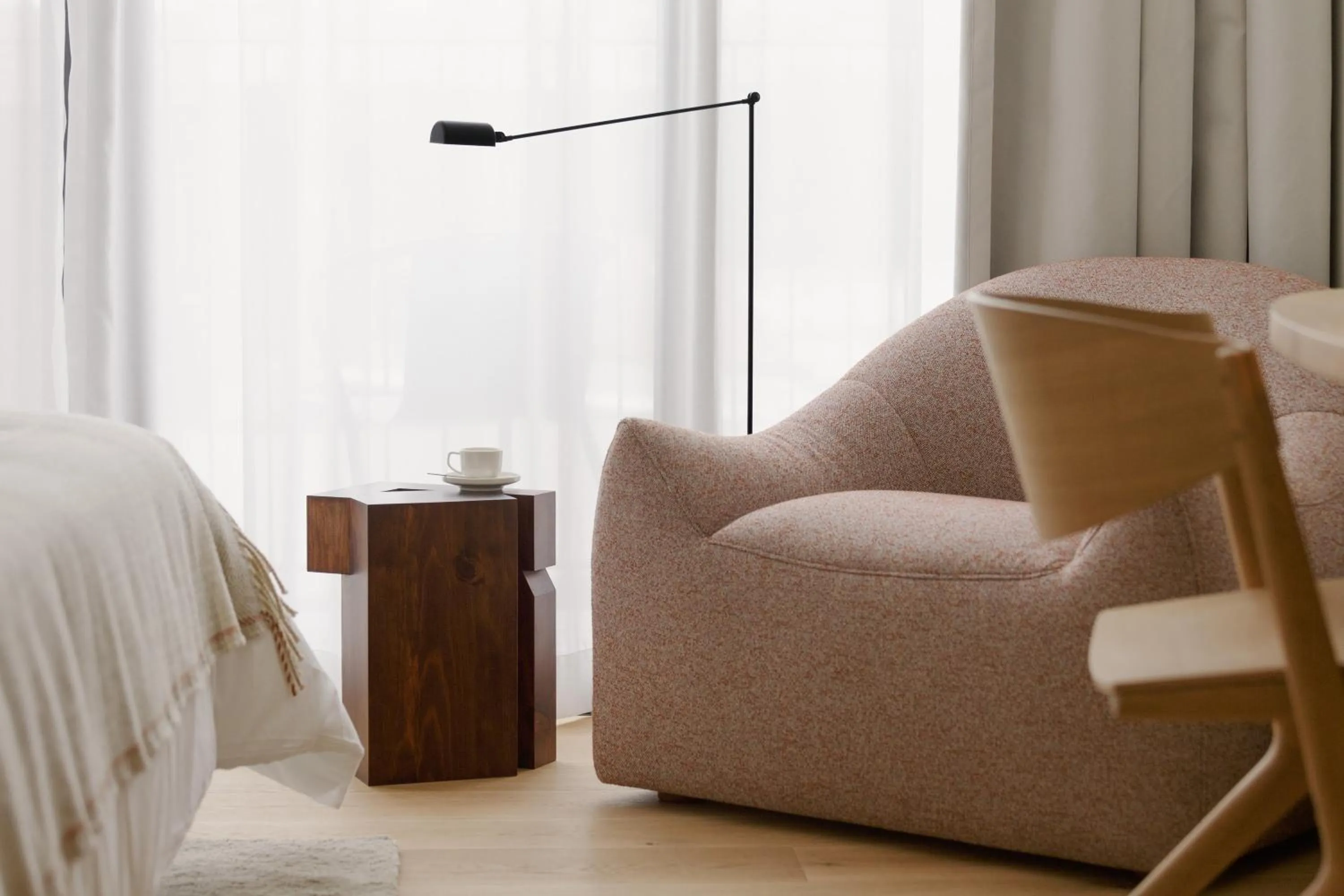 Seating area in LENSCAPE Coterie