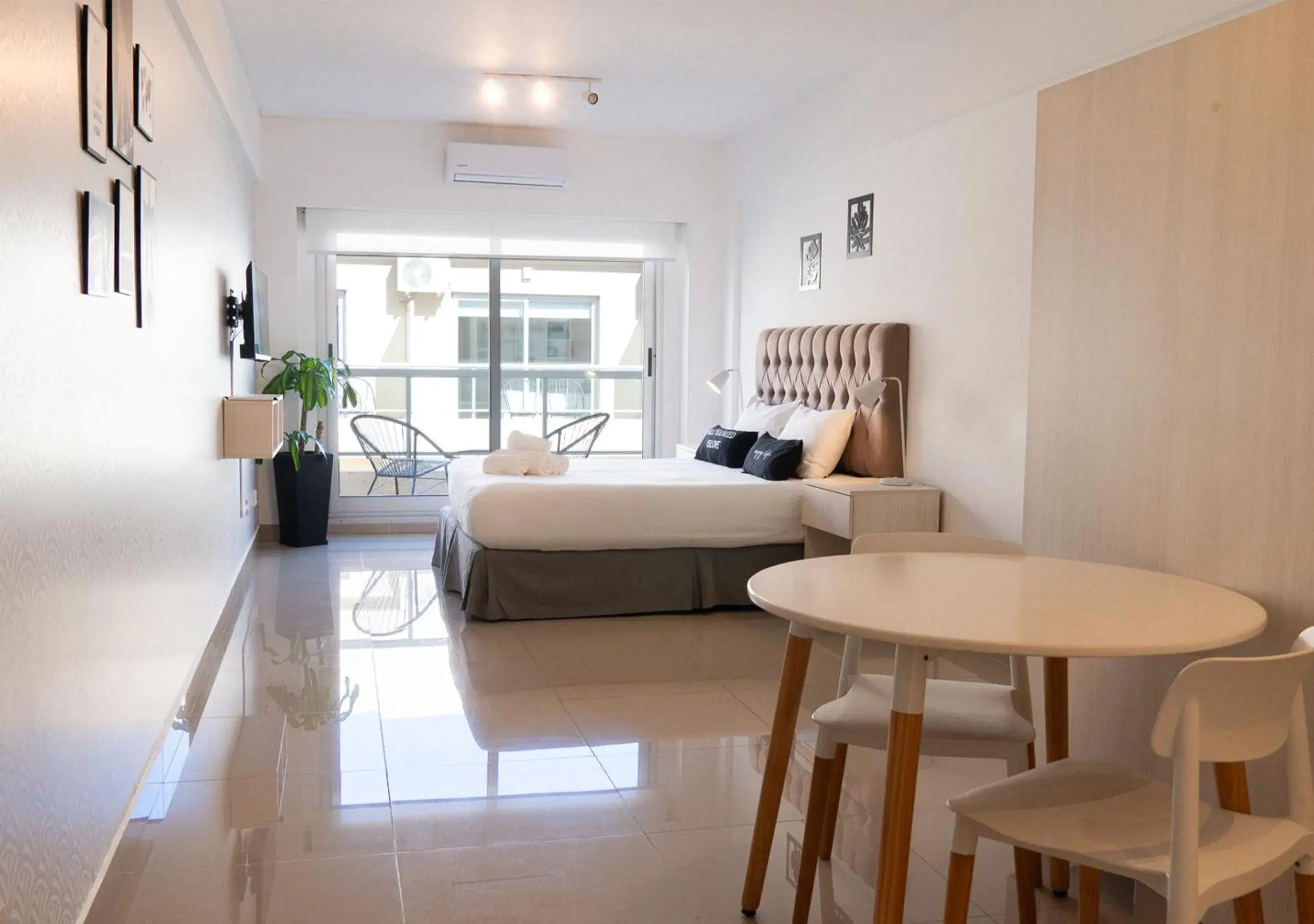 Junior Suite with Balcony in La Cisterna by DOT Suites Junior Suite with Balcony in La Cisterna by DOT Suites