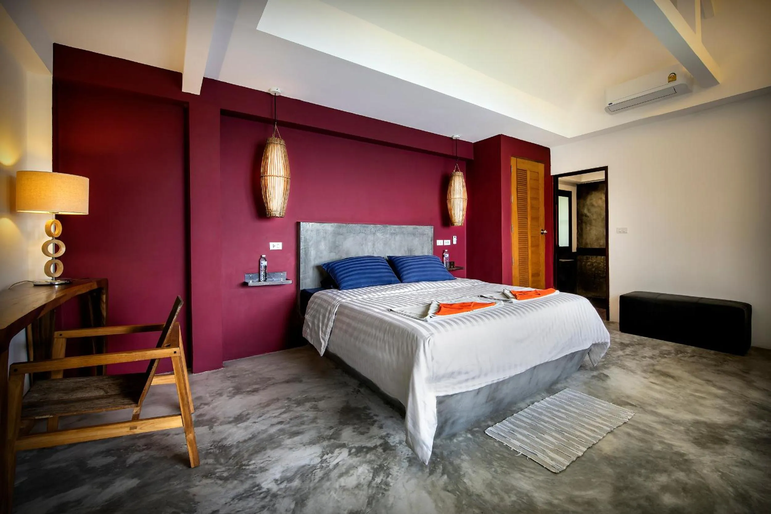 Bedroom, Bed in Philip's Villa