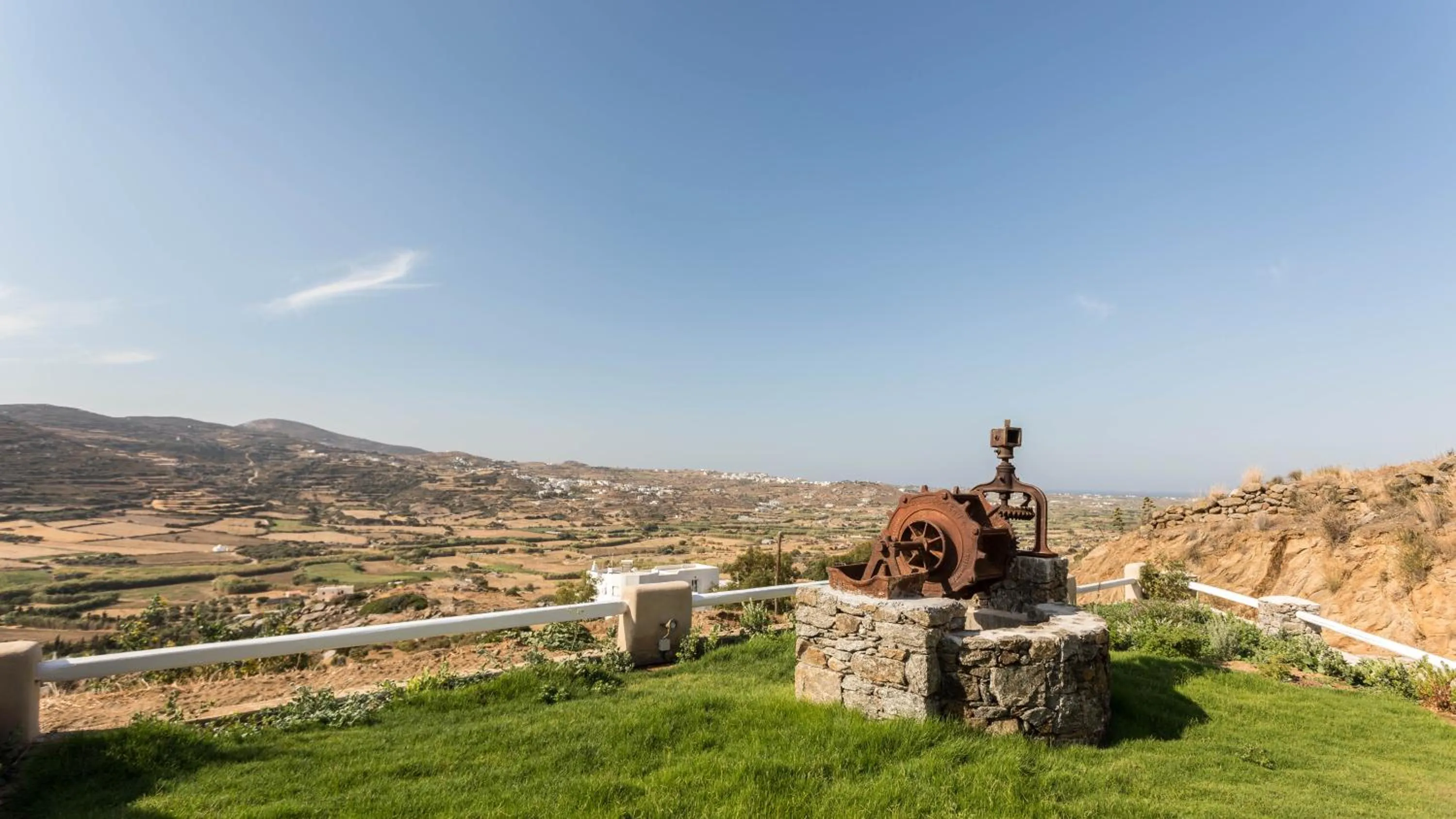 Decorative detail in Halcyon Suites and Villas Naxos