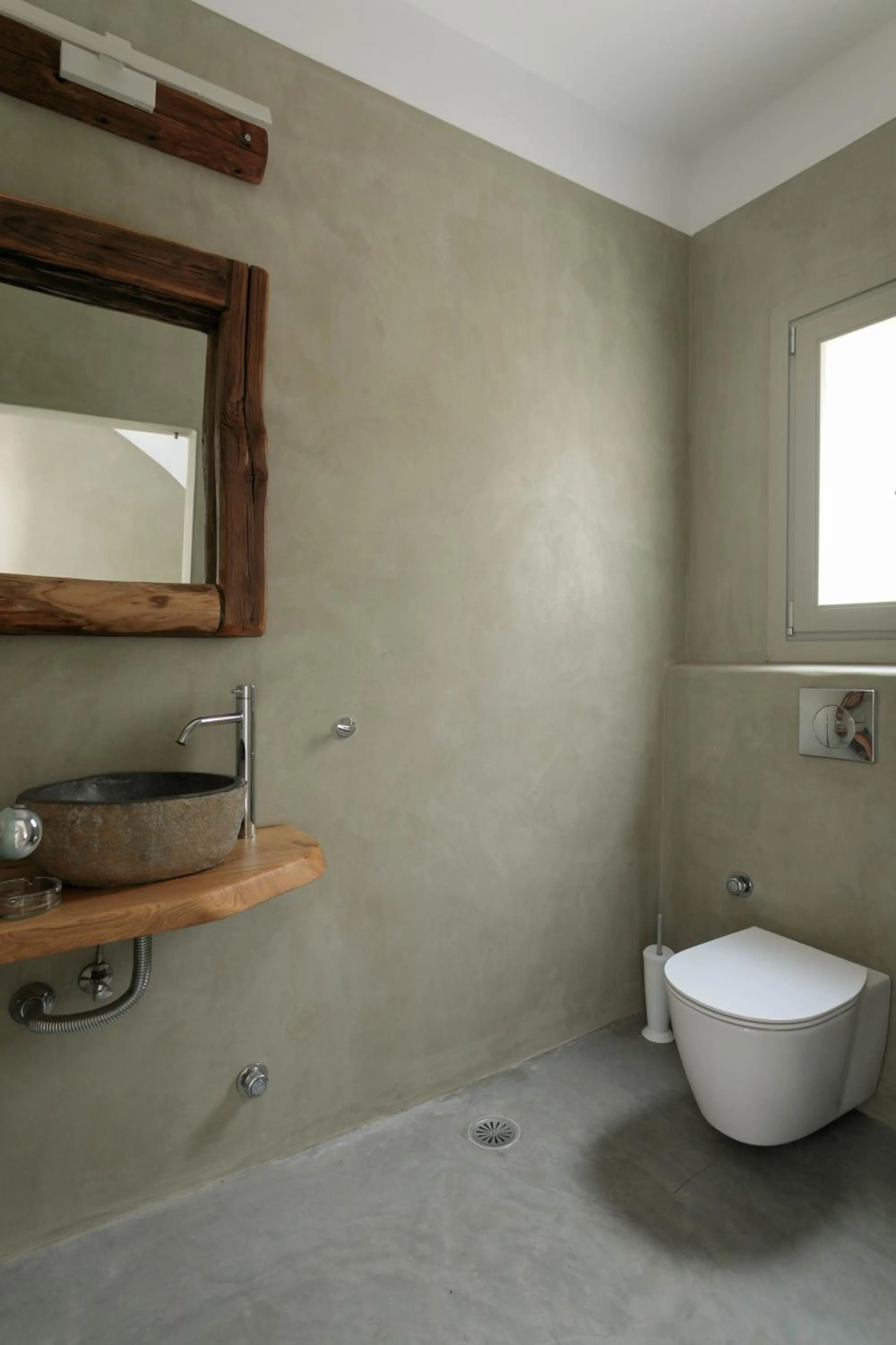 Toilet in Halcyon Suites and Villas Naxos