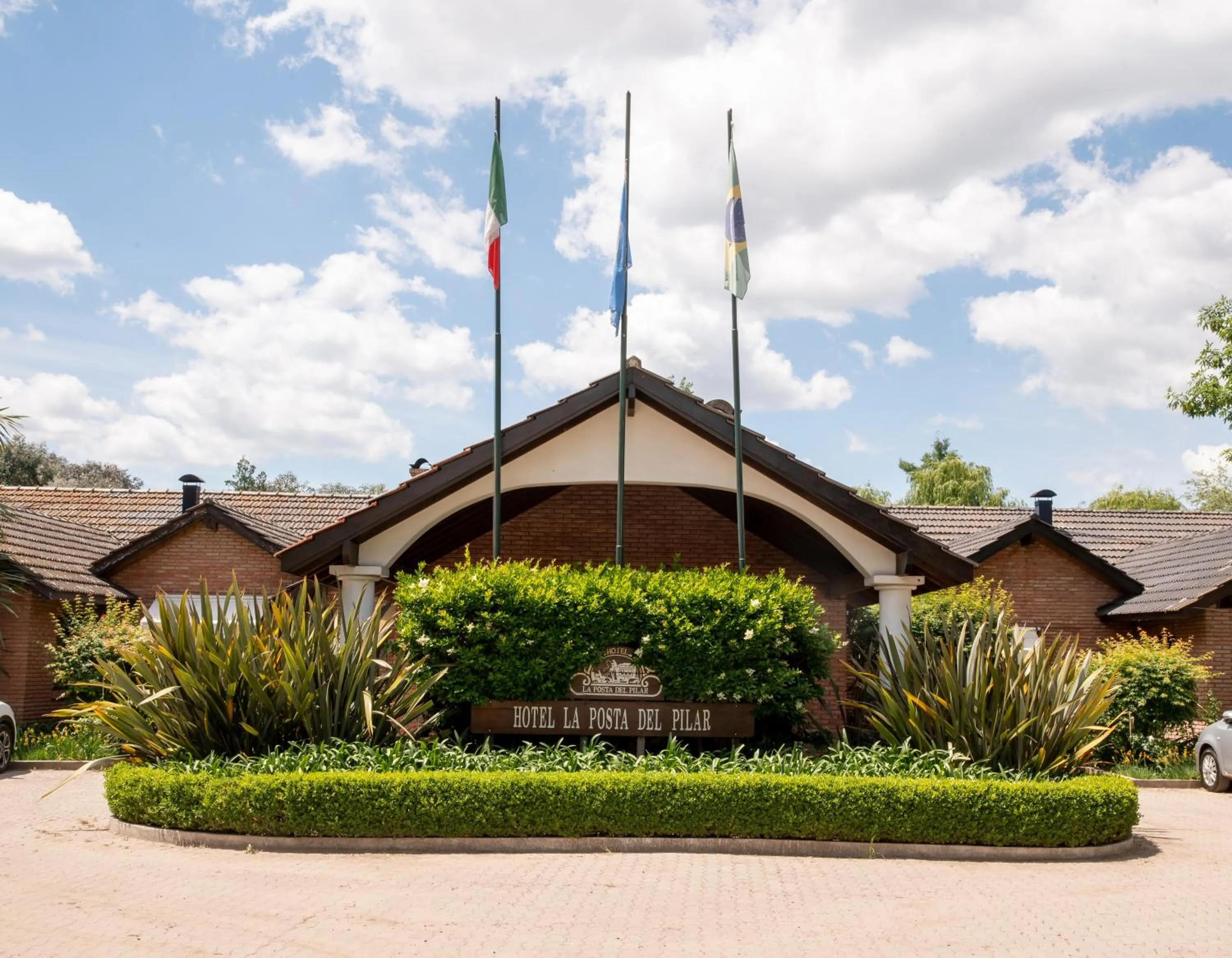 Property building in La Posta del Pilar Hotel & Spa