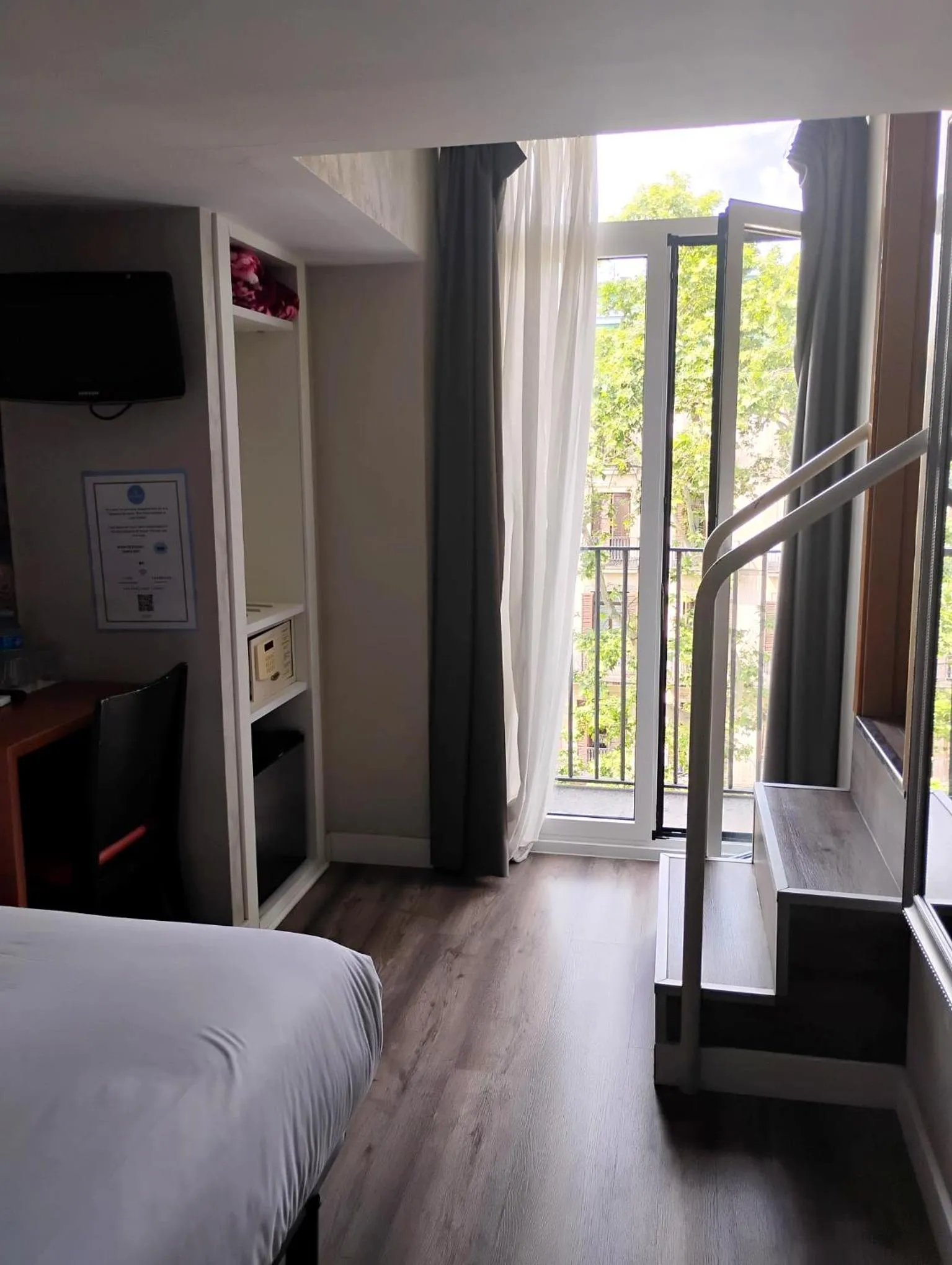 Balcony/Terrace, Bed in Standbyme Ramblas