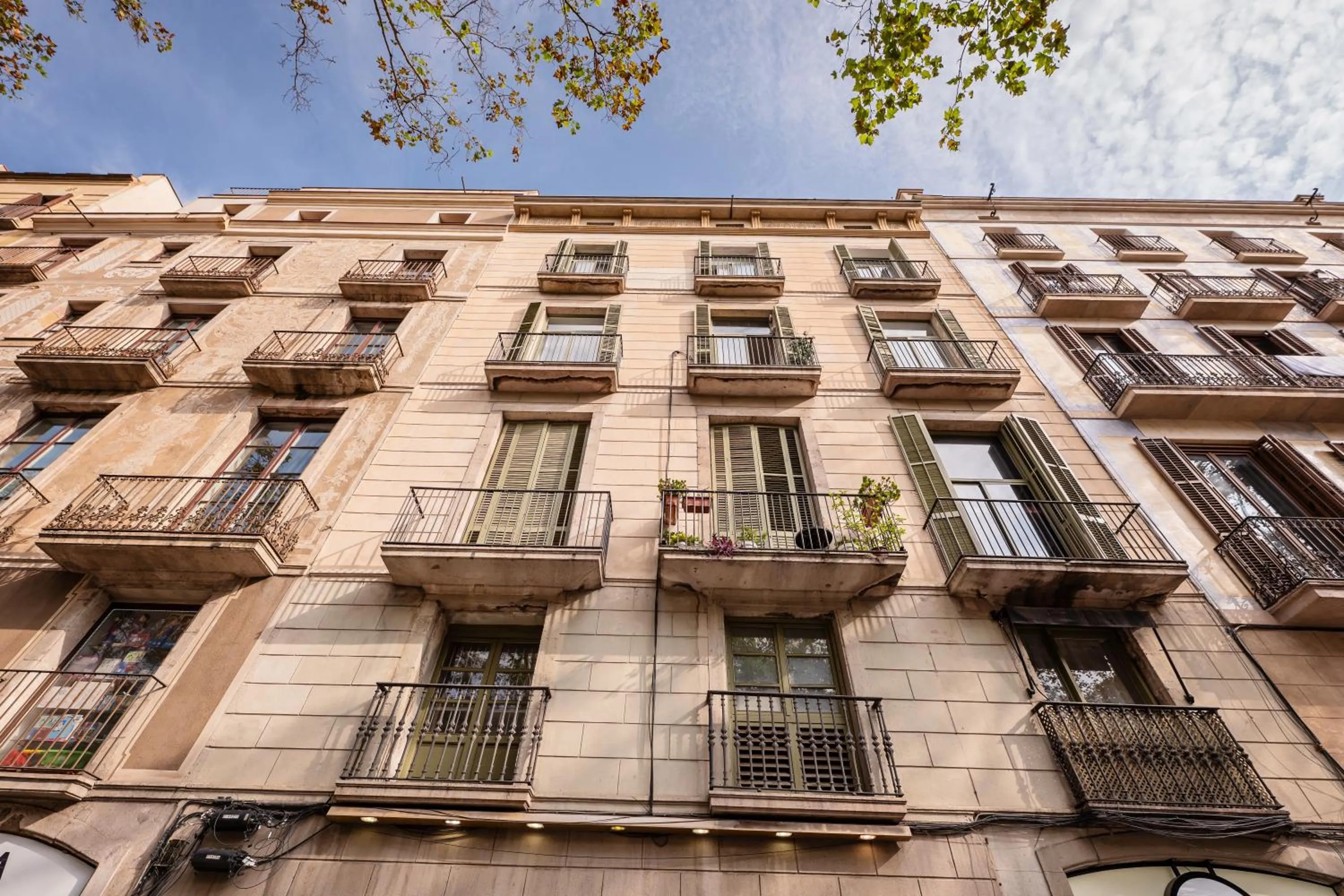 Property building in Standbyme Ramblas