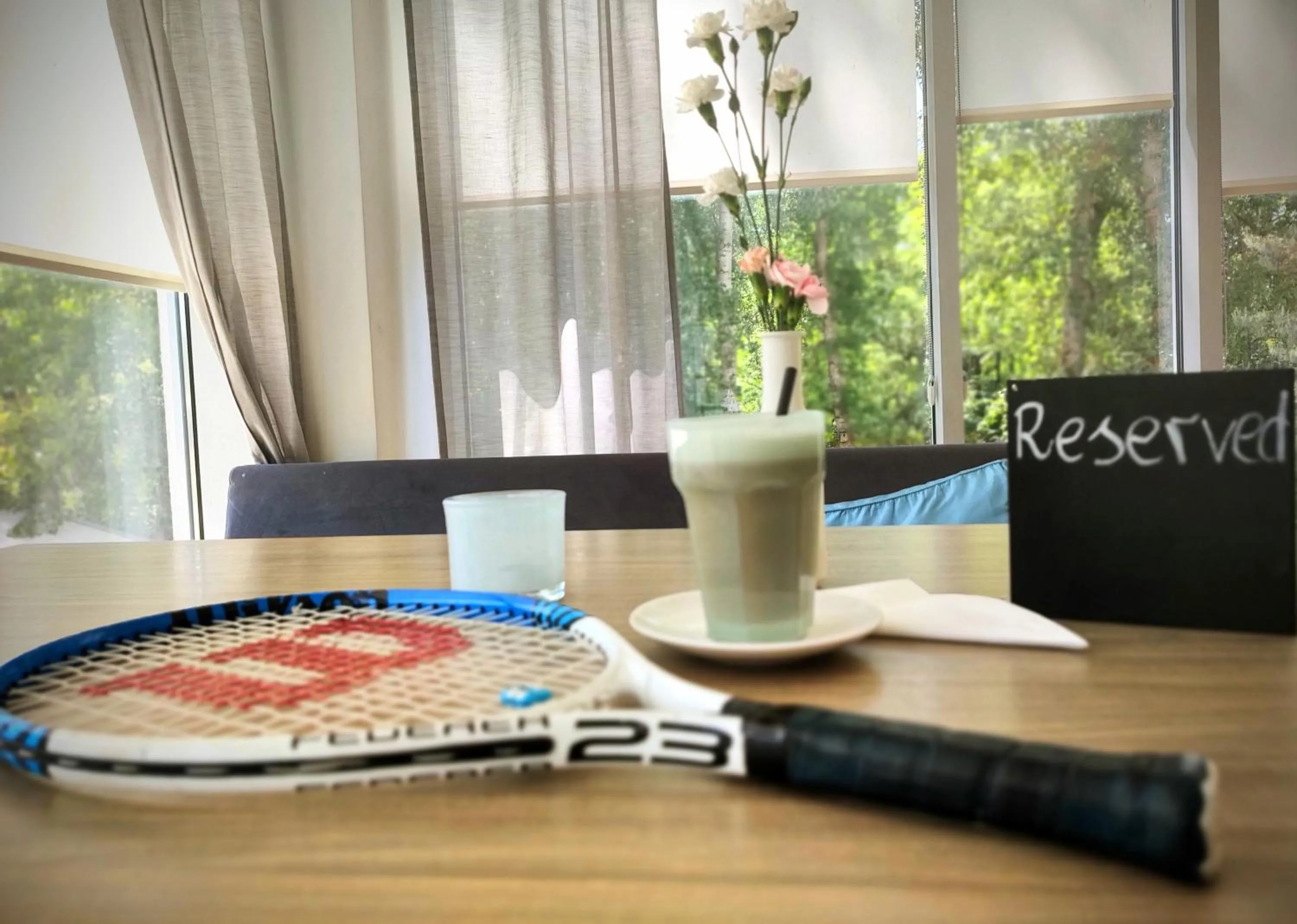 Restaurant/places to eat in Hotel FairPlayce