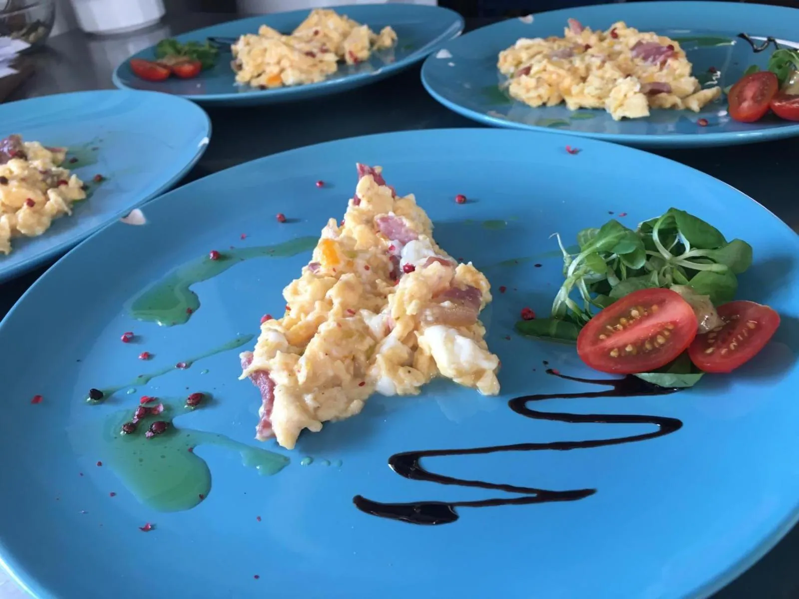 Restaurant/places to eat in Hotel FairPlayce