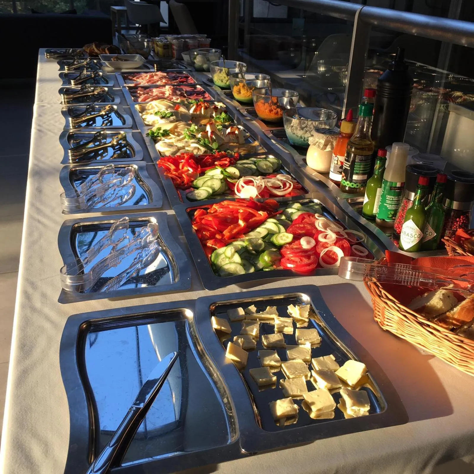 Restaurant/places to eat in Hotel FairPlayce