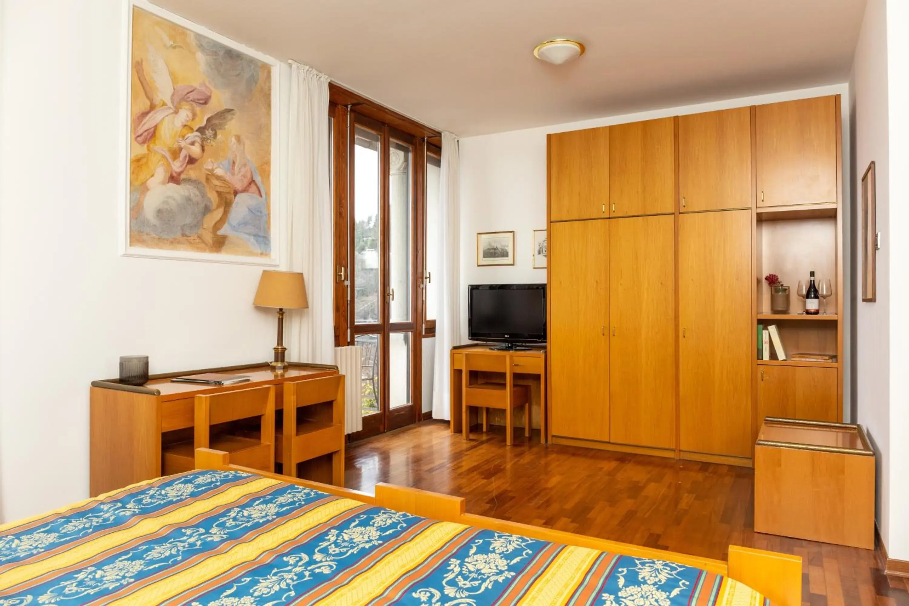 Suite with Balcony in Albergo Sacro Monte Varese Suite with Balcony in Albergo Sacro Monte Varese