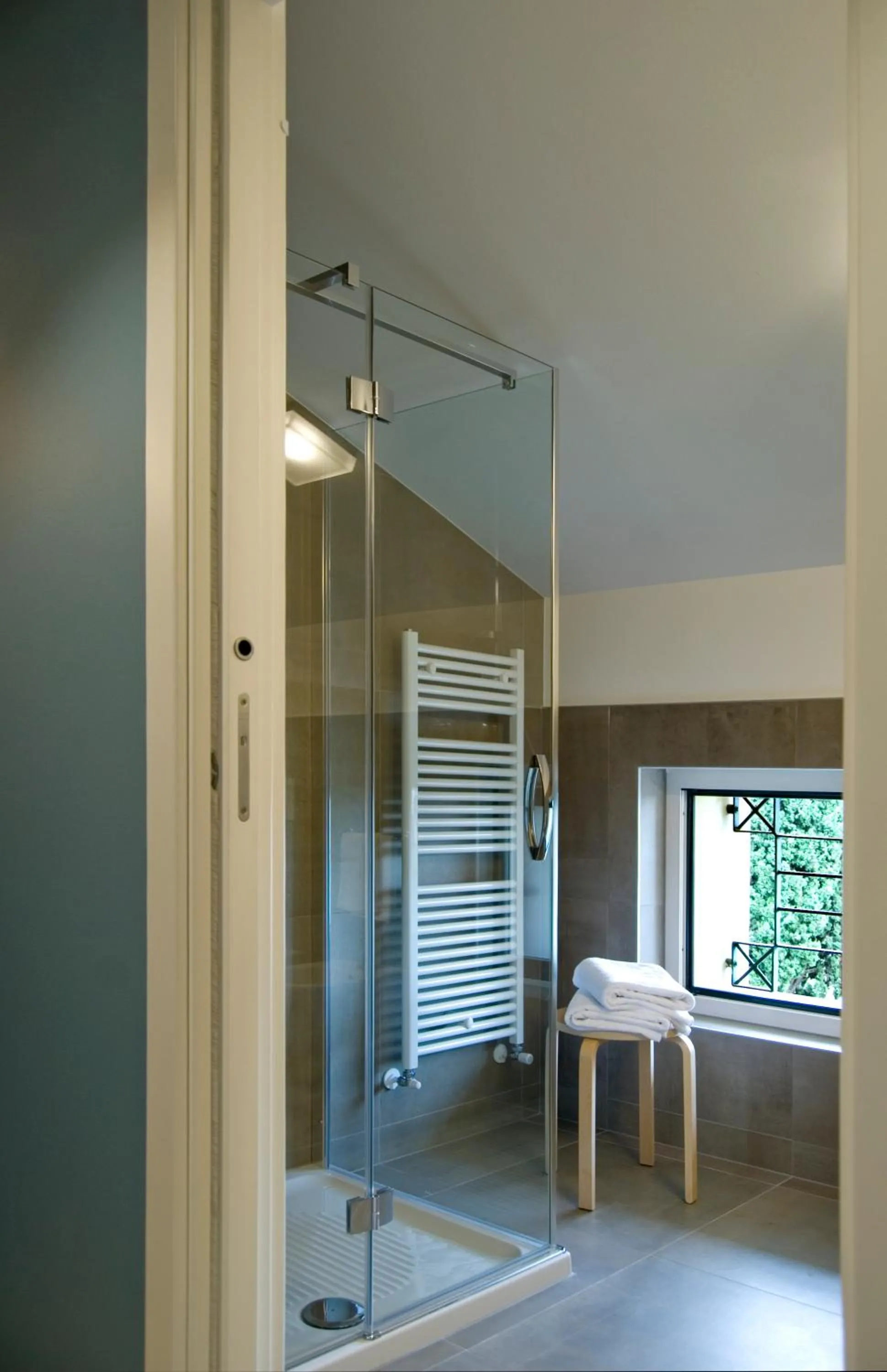 Shower in Hotel Oliva