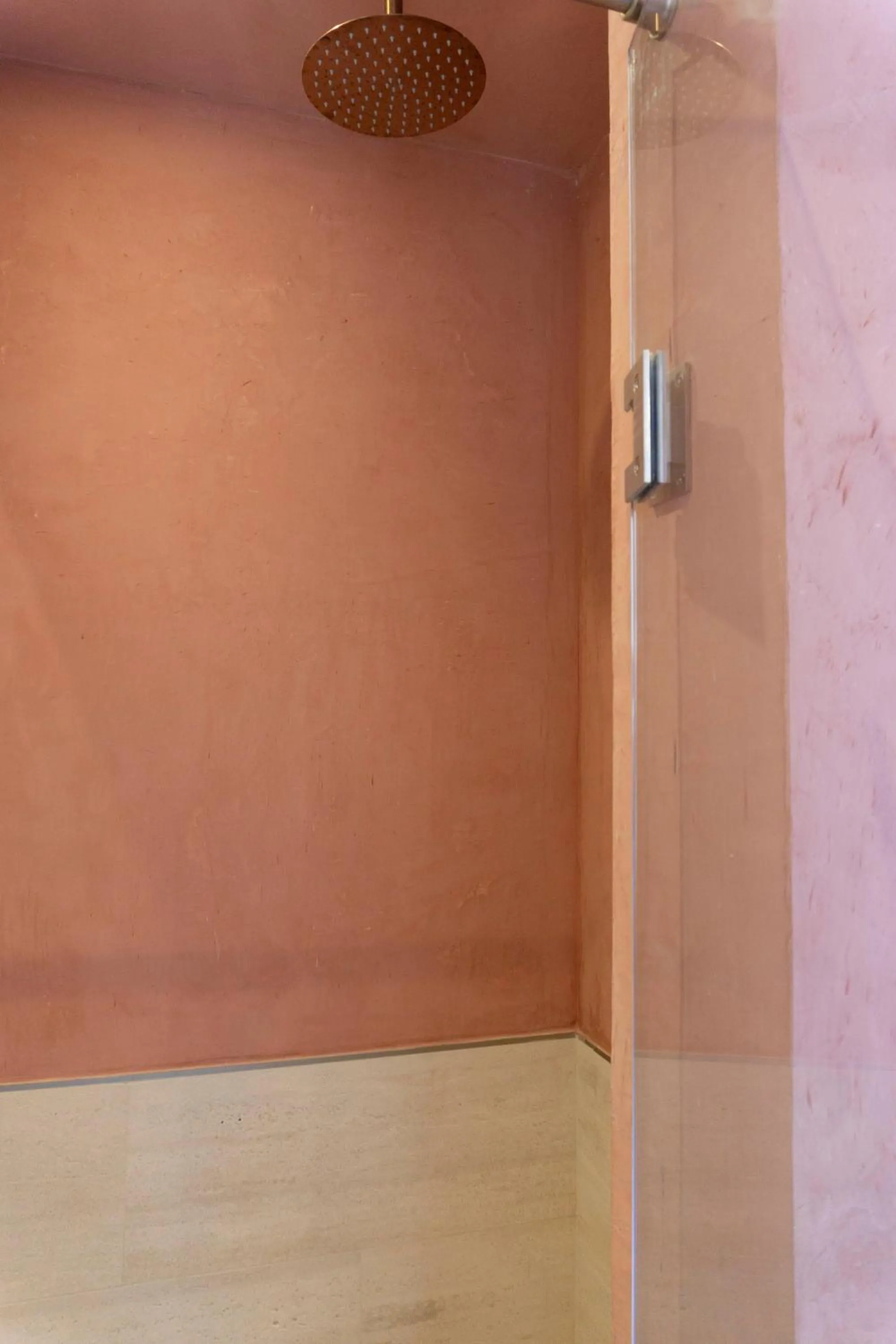 Shower in Laiva Hotel San Jose by Tasman