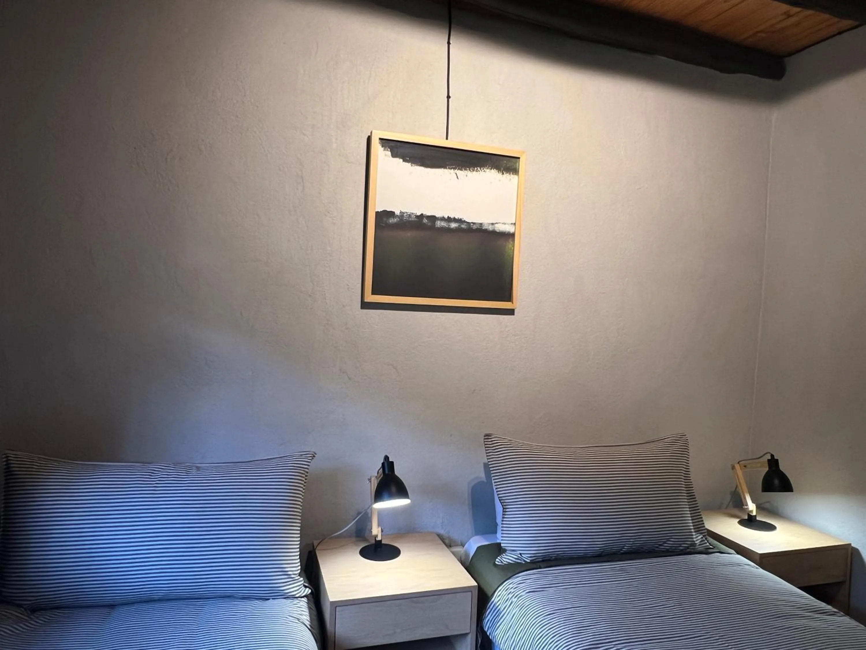 Bedroom, Bed in Wyford Farm