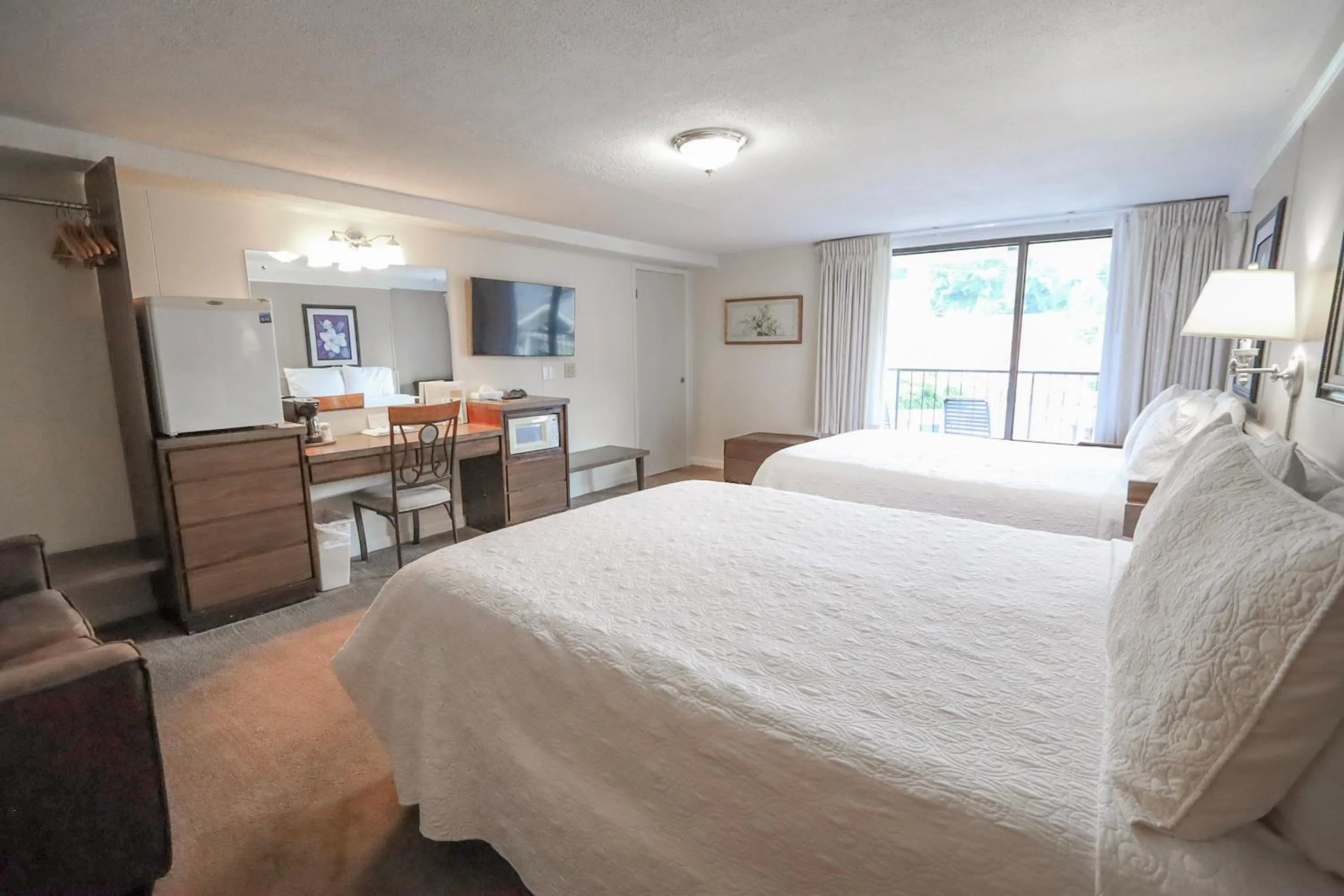 Seating area, Bed in The Gillette