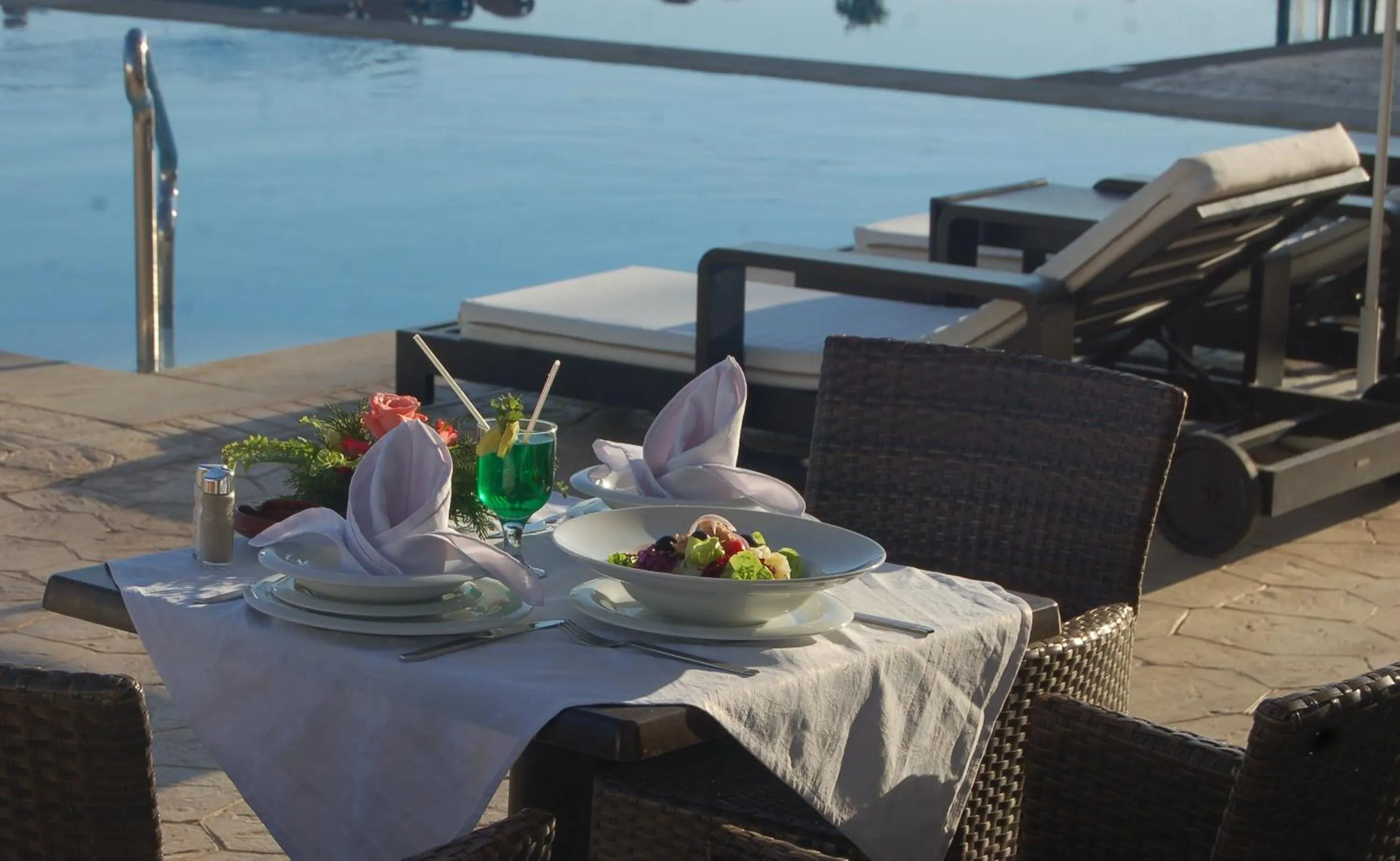 Swimming pool in Anezi Apartments