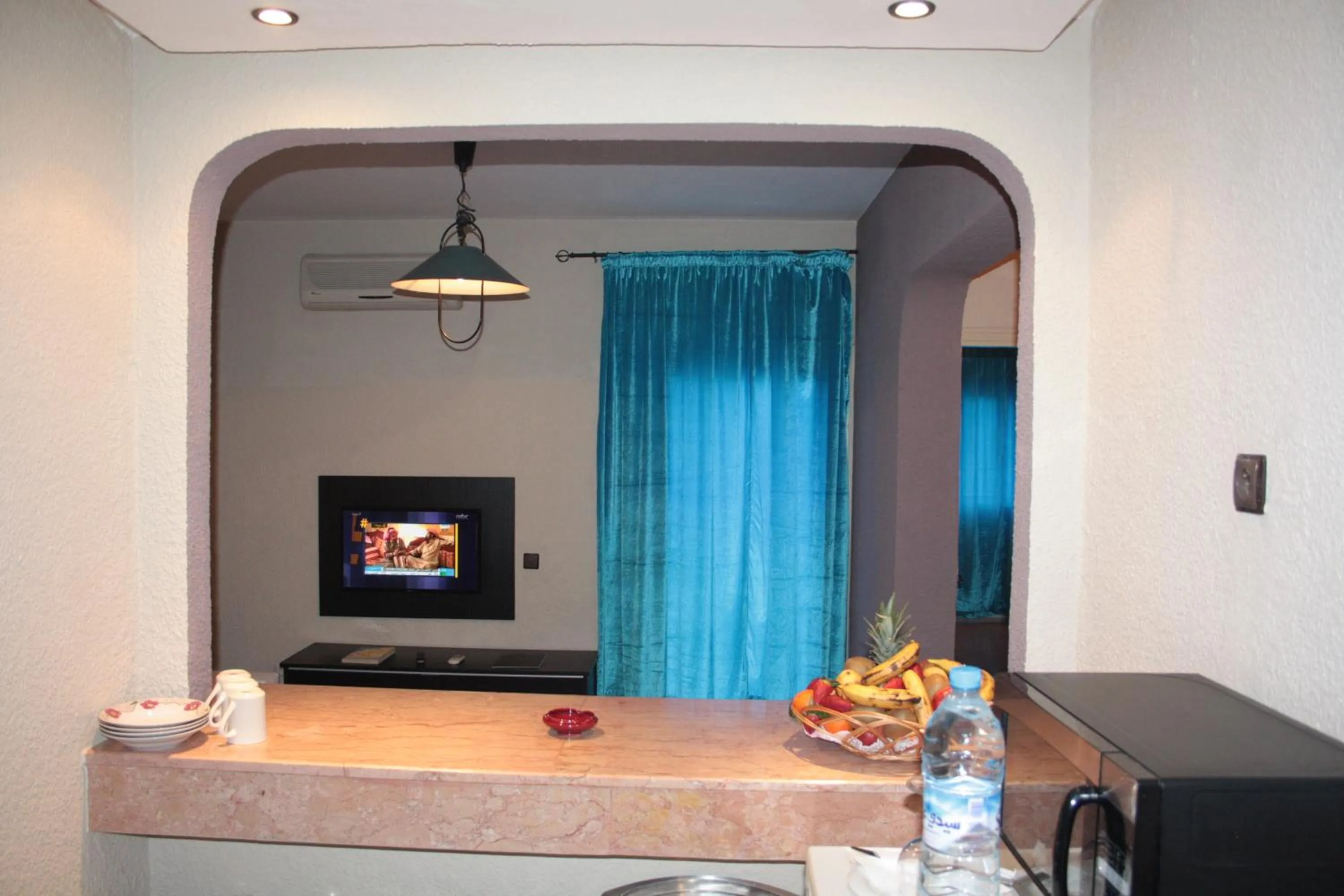 TV and multimedia in Anezi Apartments