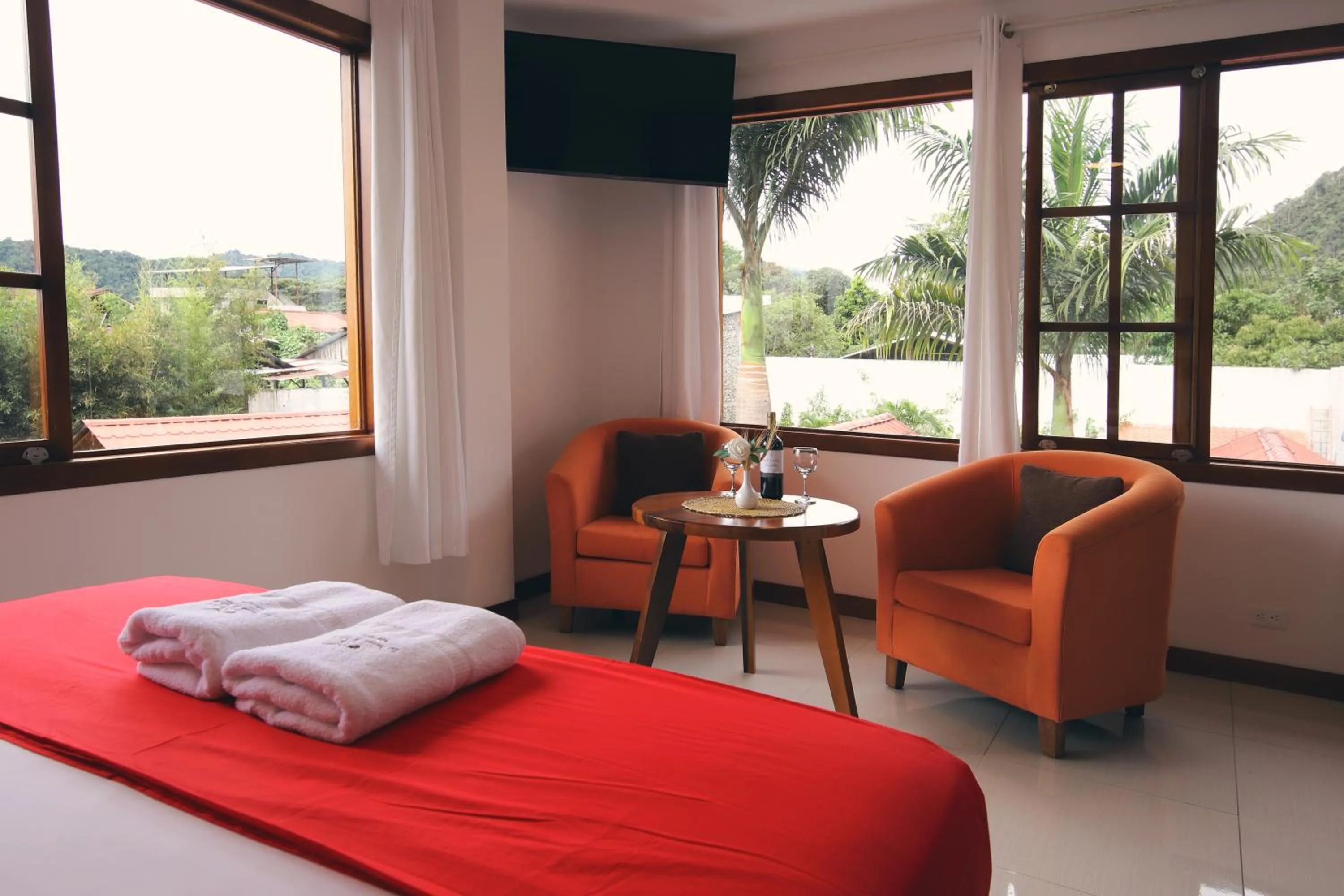 Bed in La Posada de Mindo