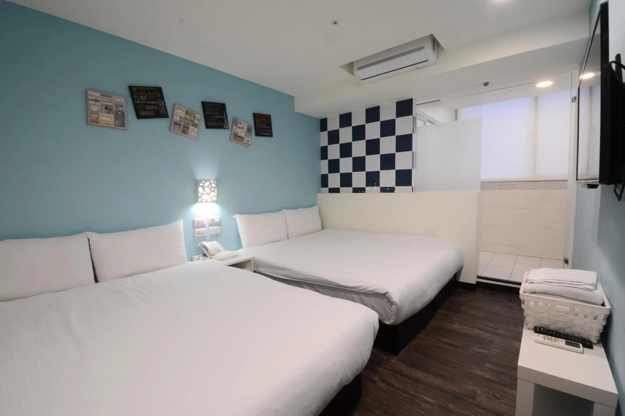 Twin Room in Sleep Taipei Hostel & Hotel