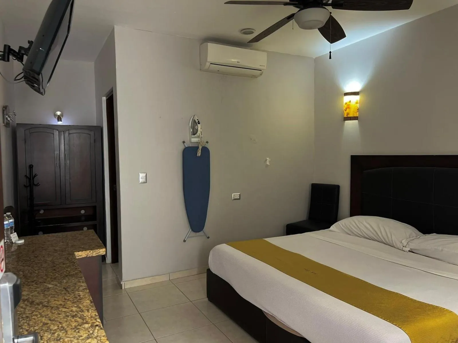 Bed in Hotel Maioris Guadalajara