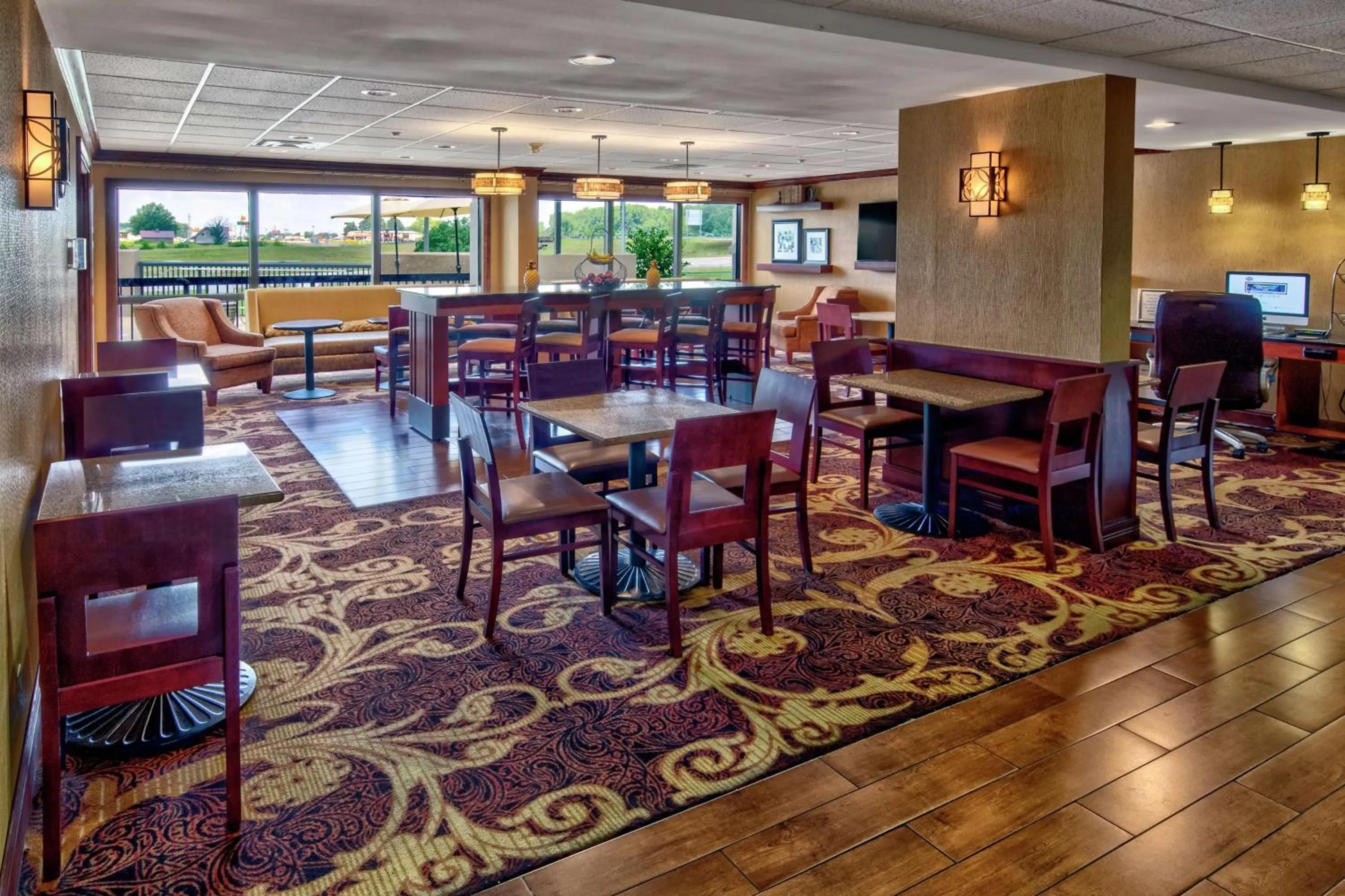 Lobby or reception in Hampton Inn Corinth
