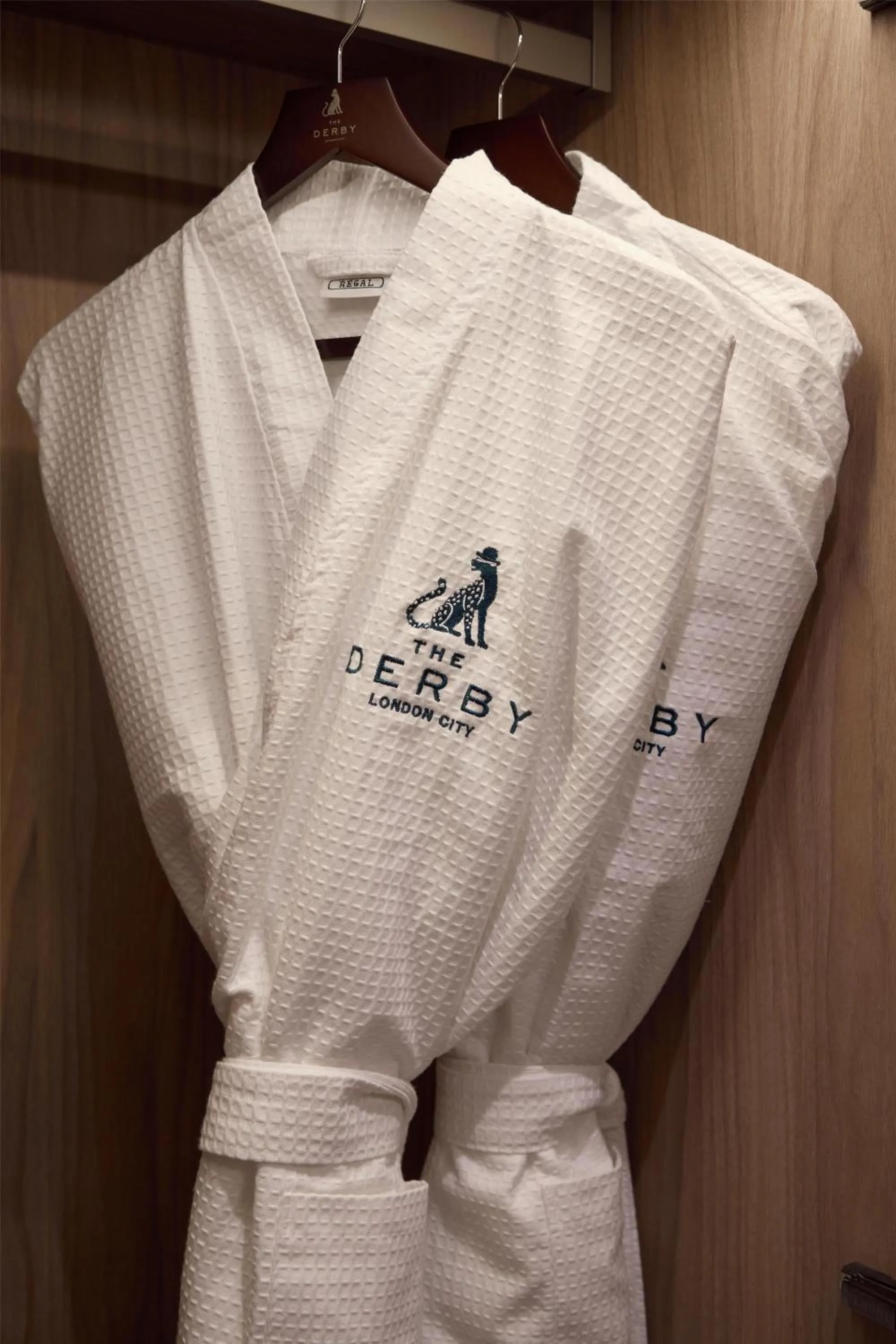 Photo of the whole room in The Derby London City, Curio Collection By Hilton