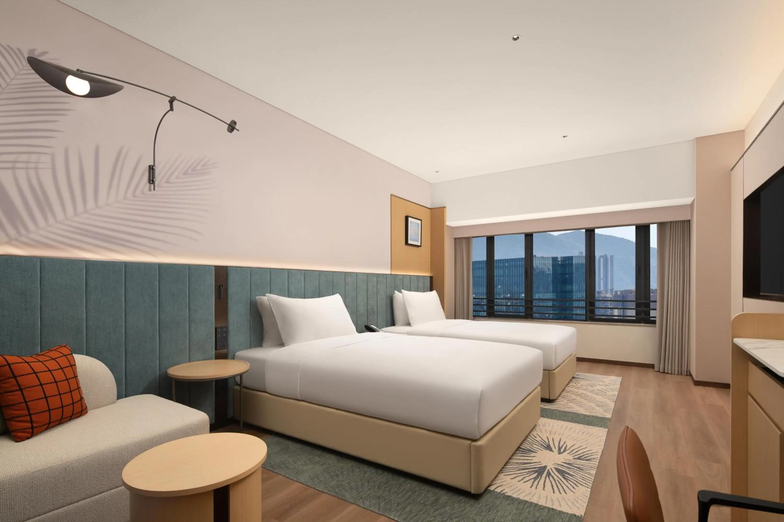 Bed in Hilton Garden Inn Shenzhen Pingshan Chaoshang Plaza
