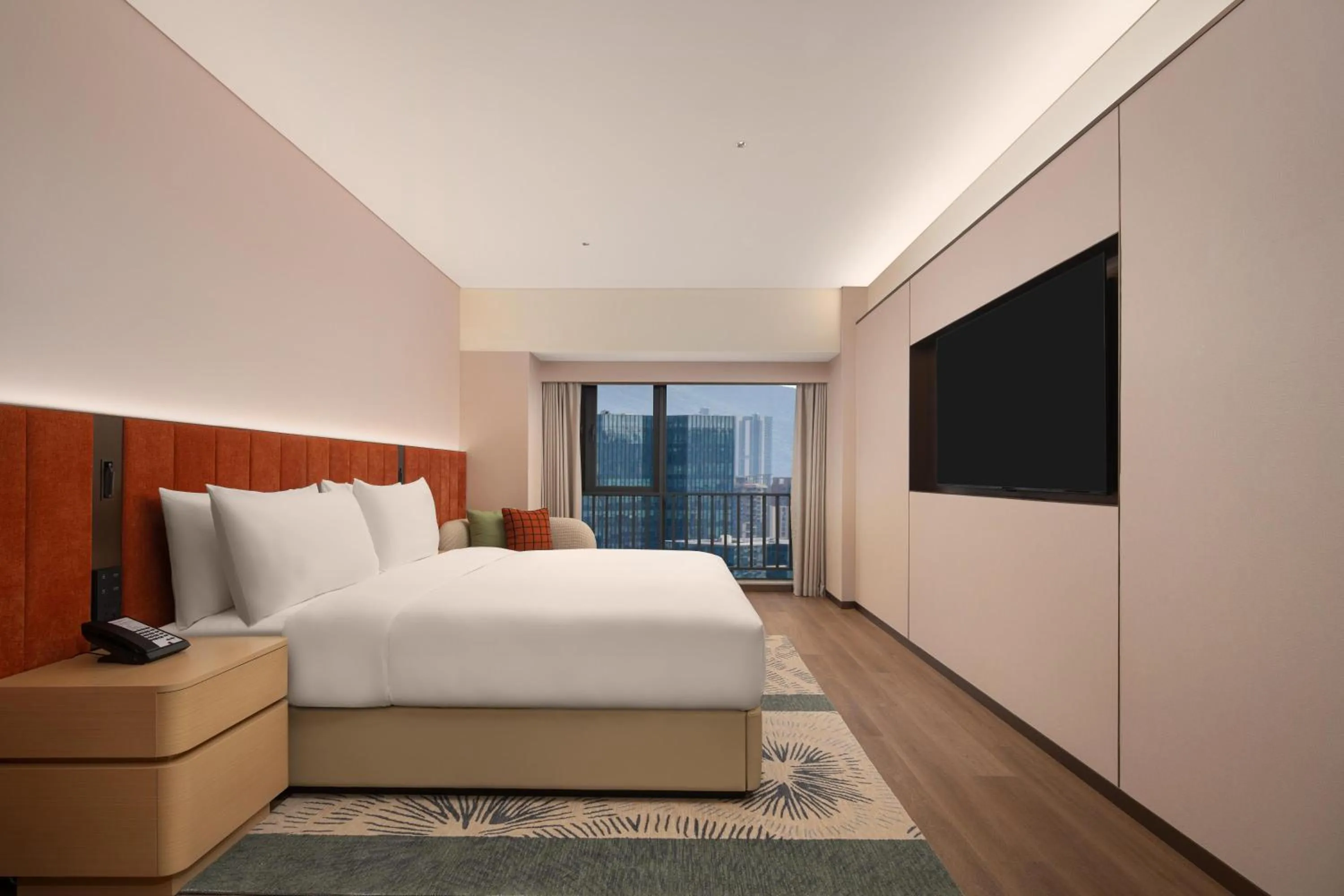 Bed in Hilton Garden Inn Shenzhen Pingshan Chaoshang Plaza