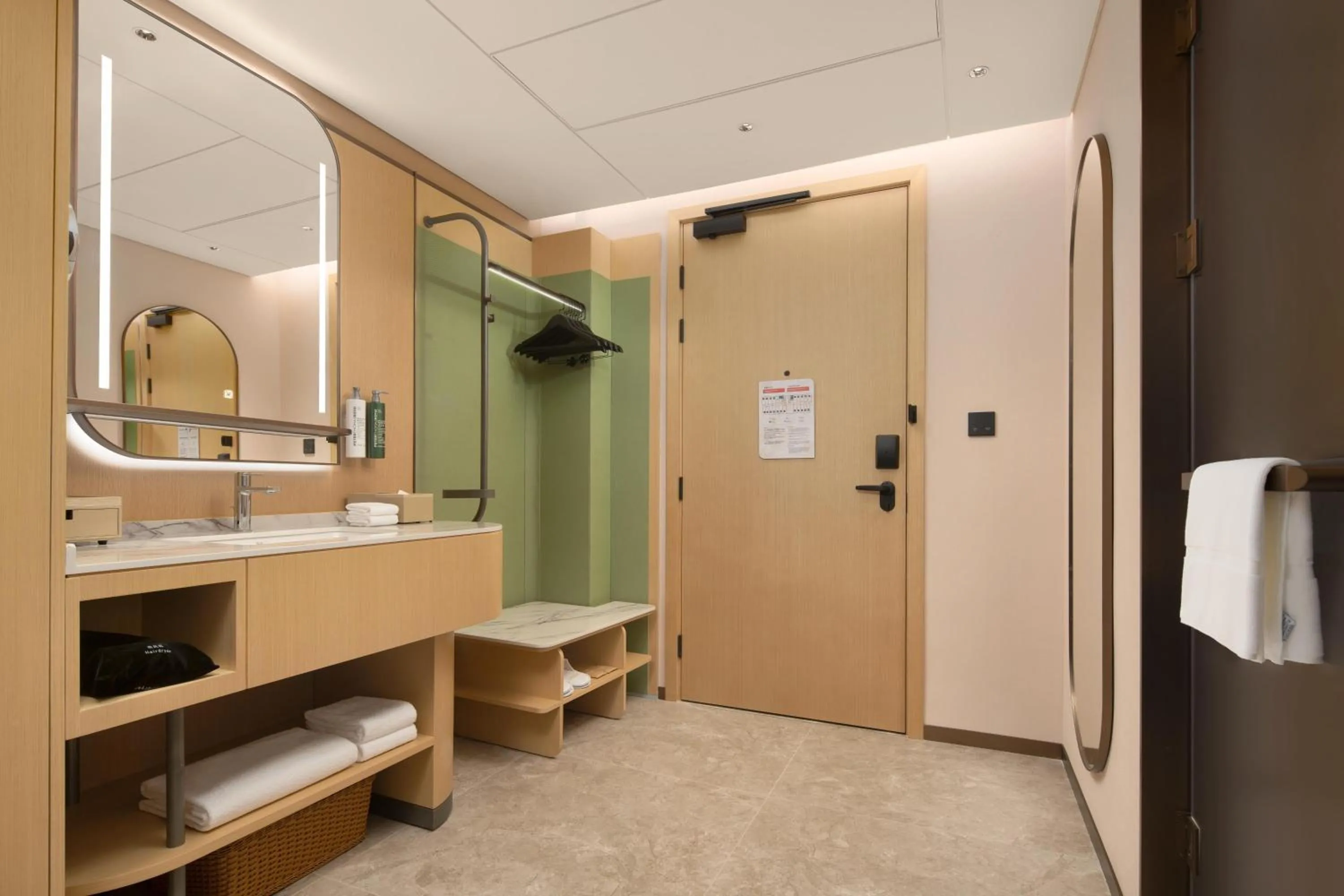 Bathroom in Hilton Garden Inn Shenzhen Pingshan Chaoshang Plaza