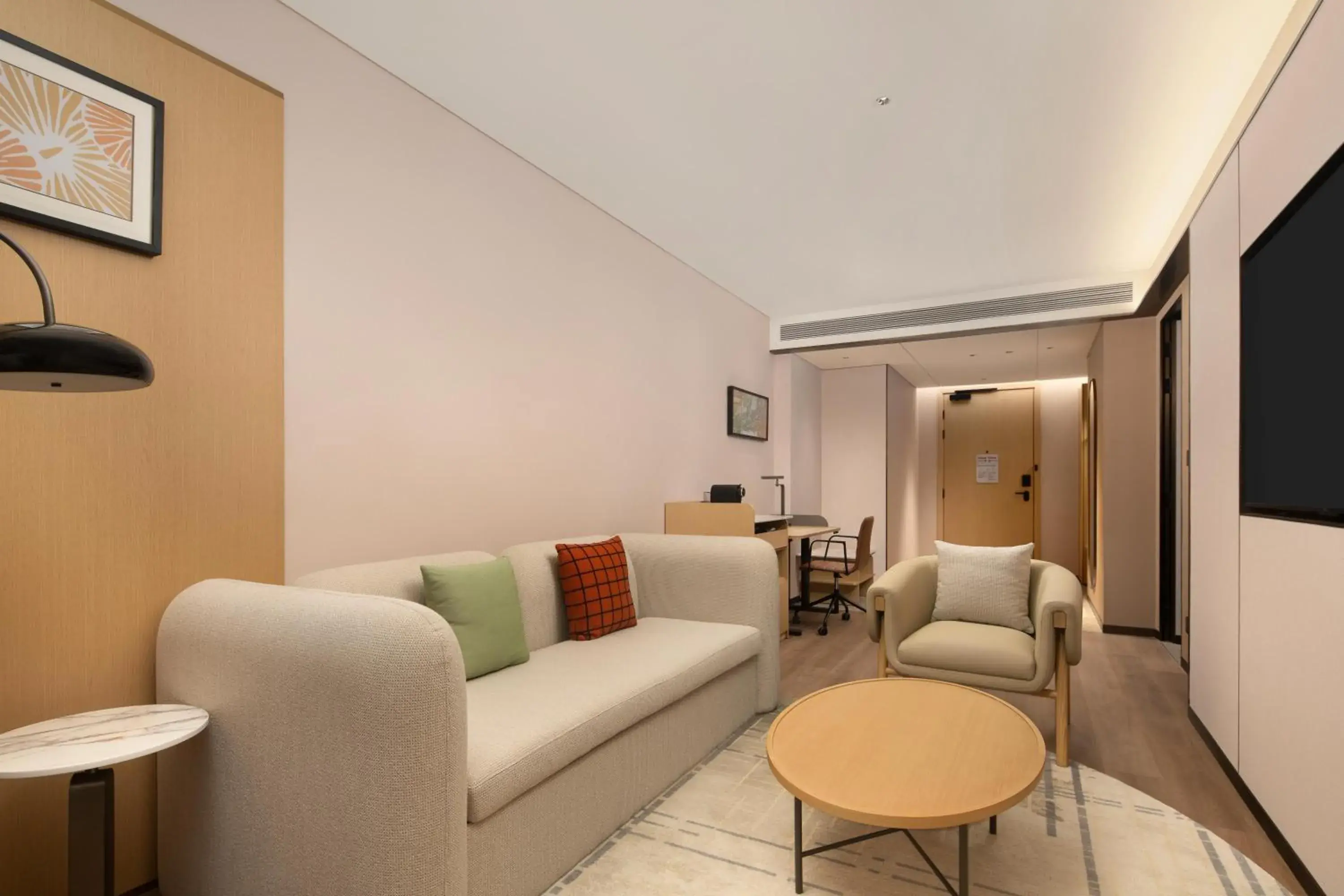 One-Bedroom King Suite in Hilton Garden Inn Shenzhen Pingshan Chaoshang Plaza One-Bedroom King Suite in Hilton Garden Inn Shenzhen Pingshan Chaoshang Plaza