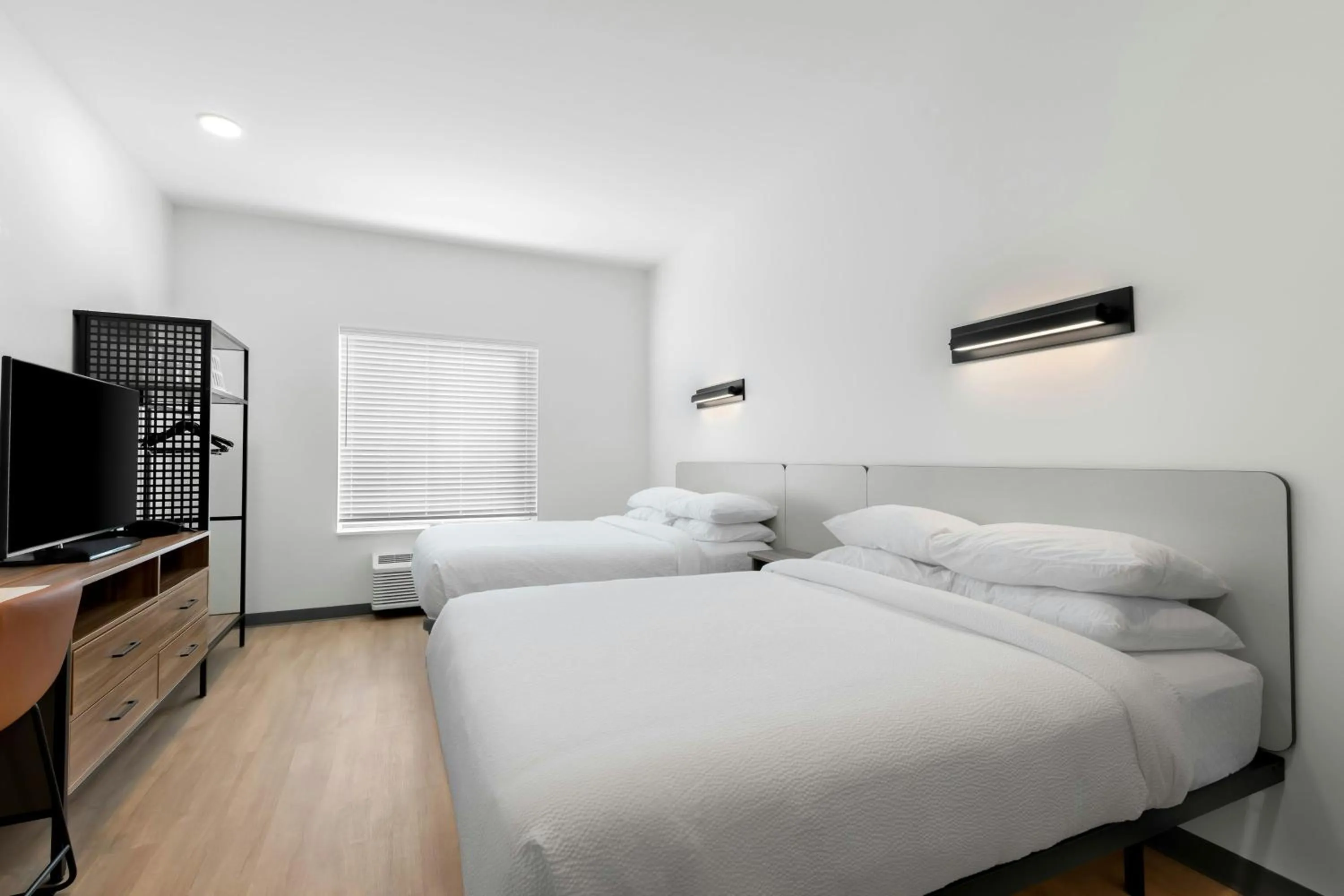 Photo of the whole room, Bed in StudioRes by Marriott Newnan