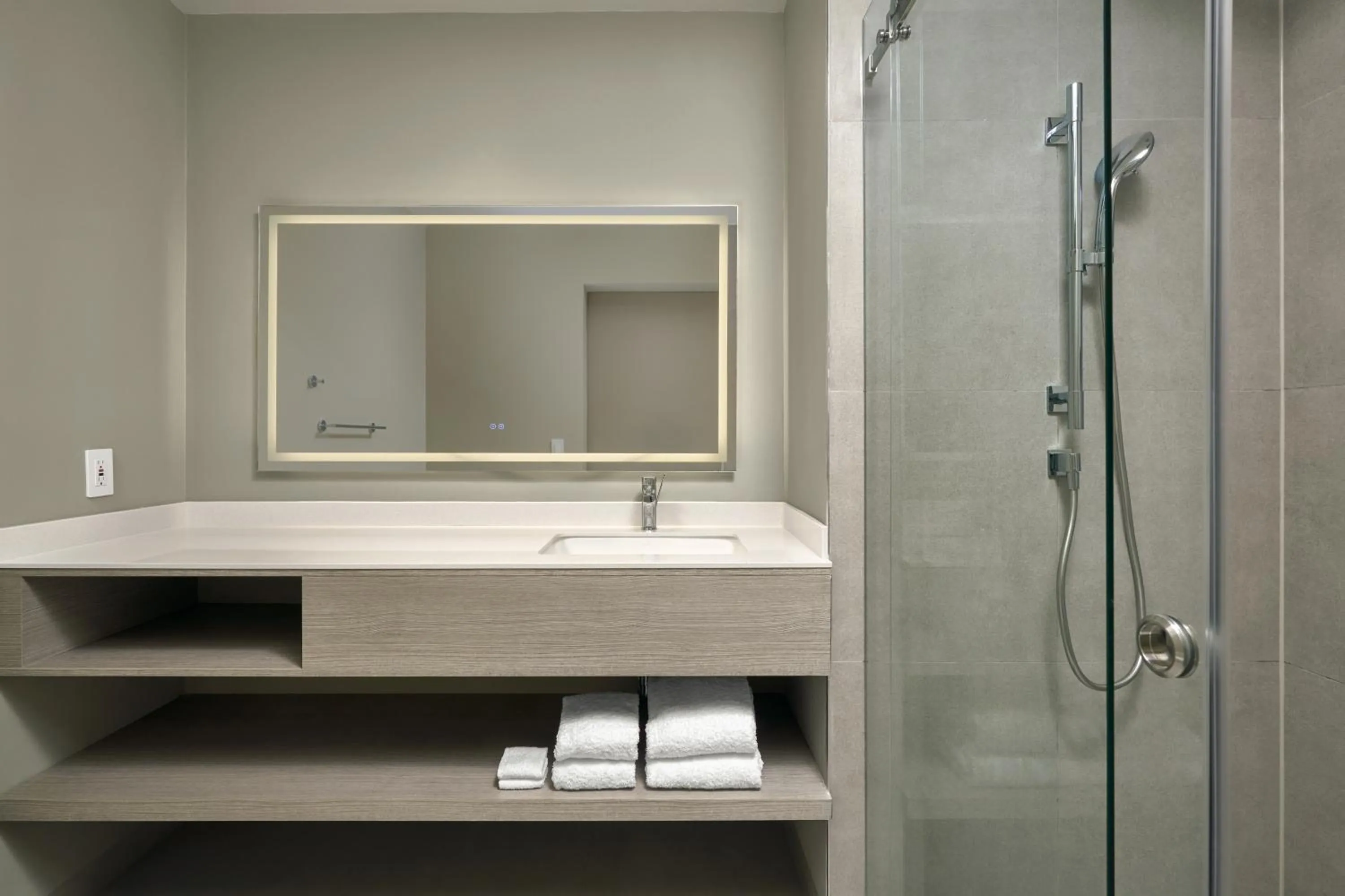 Shower in Courtyard by Marriott Quito Airport