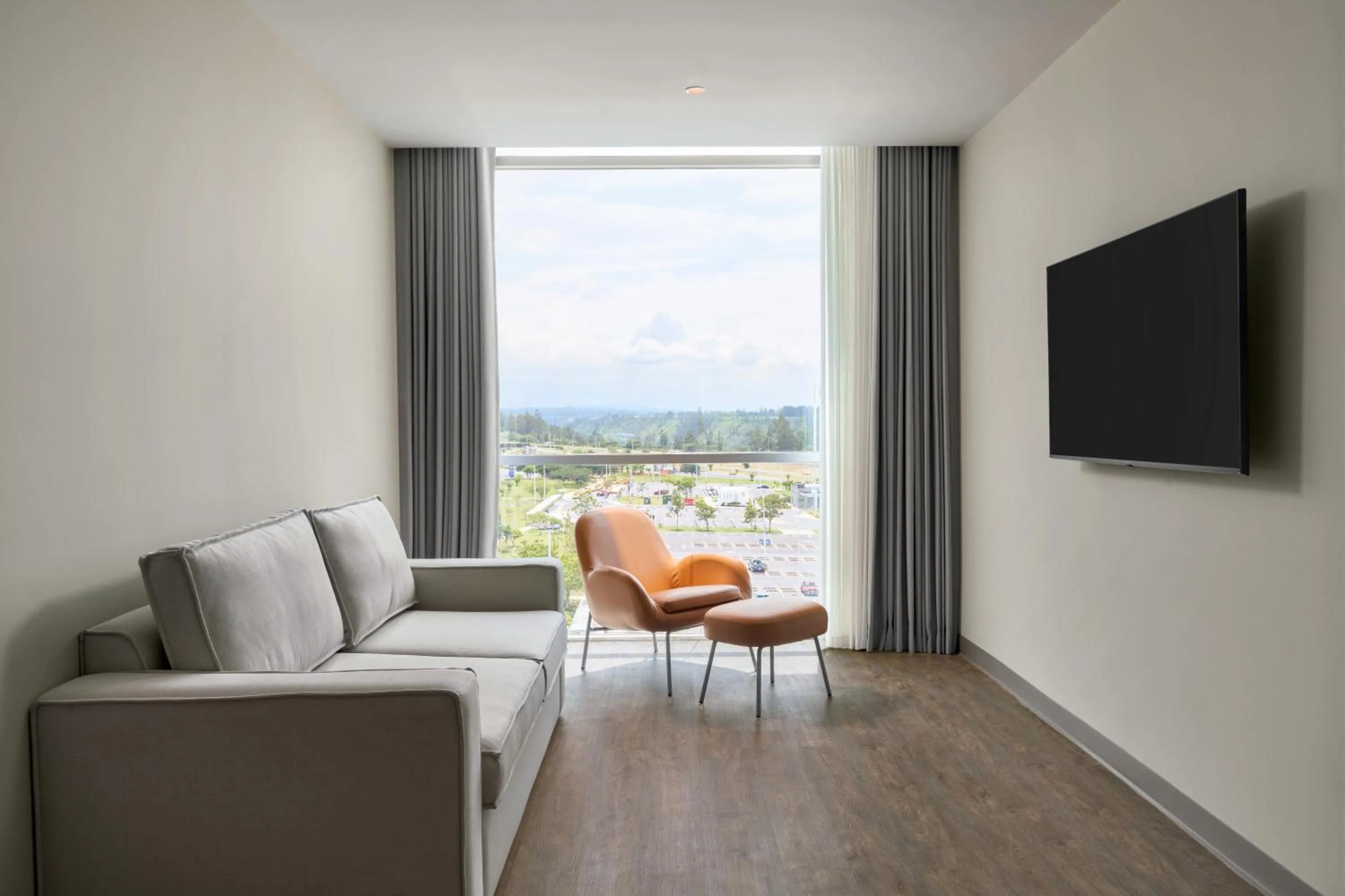 TV and multimedia in Courtyard by Marriott Quito Airport