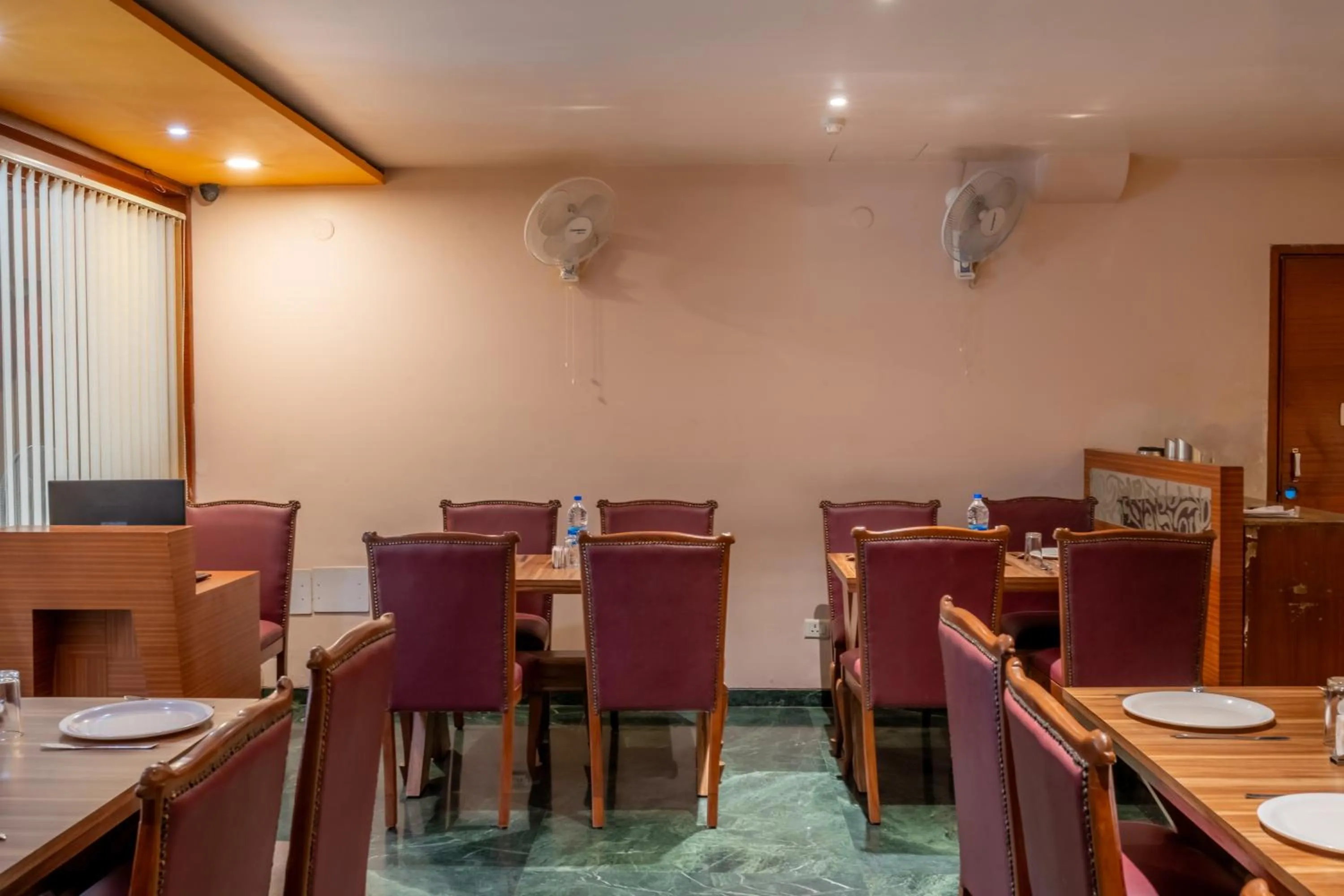 Restaurant/places to eat in Uddhav Vilas A Family Hotel