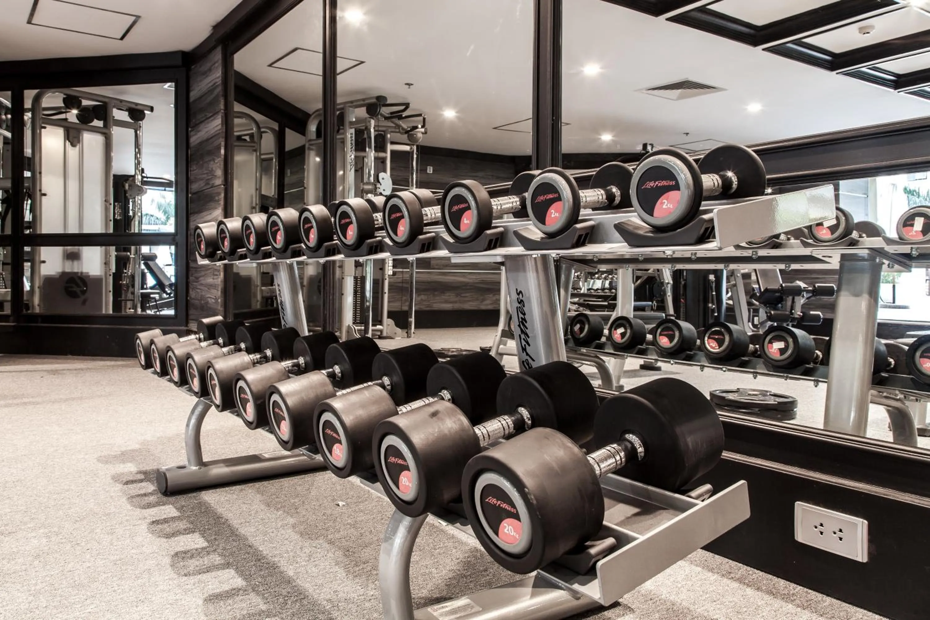 Fitness centre/facilities in Army Hotel