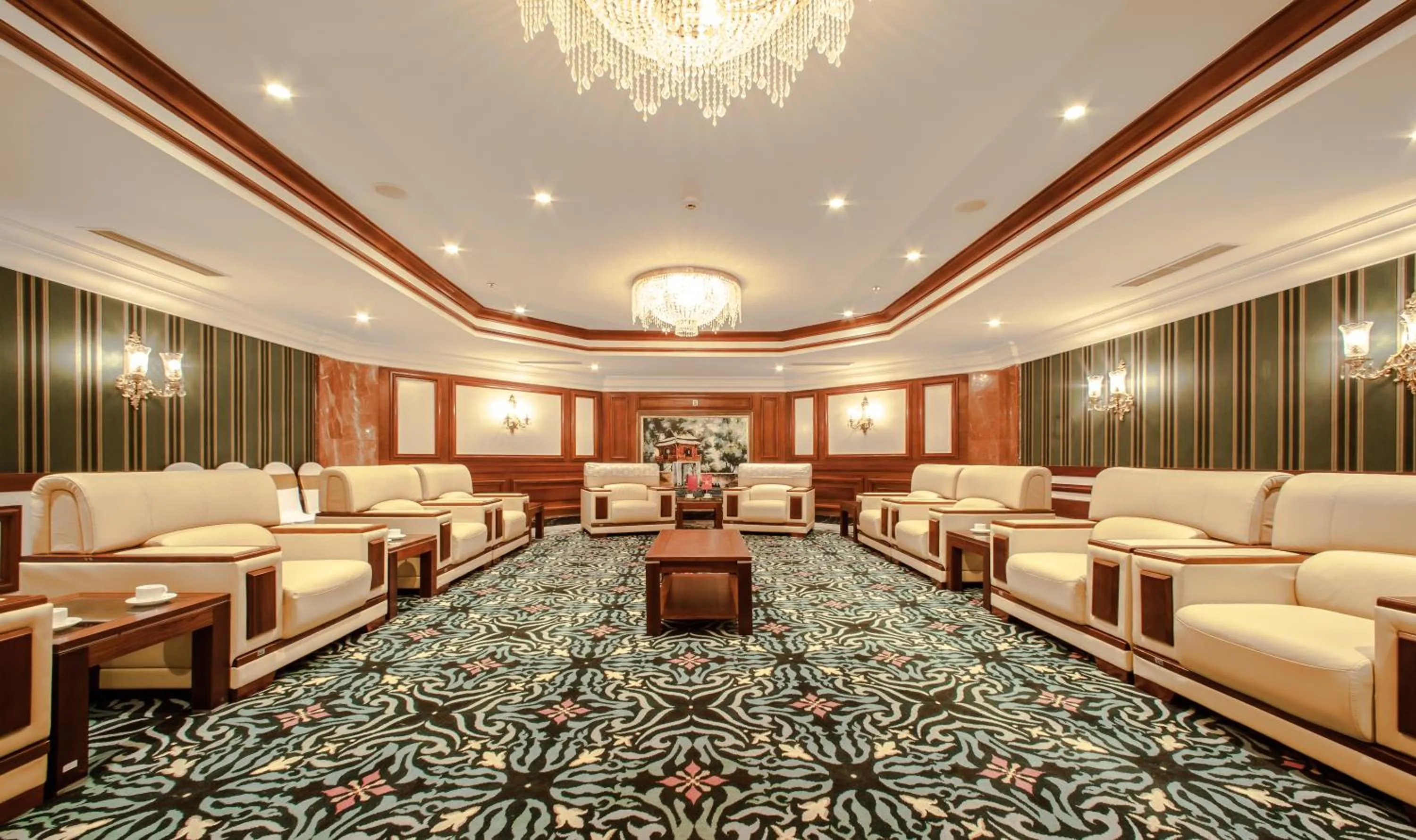 Banquet/Function facilities in Army Hotel