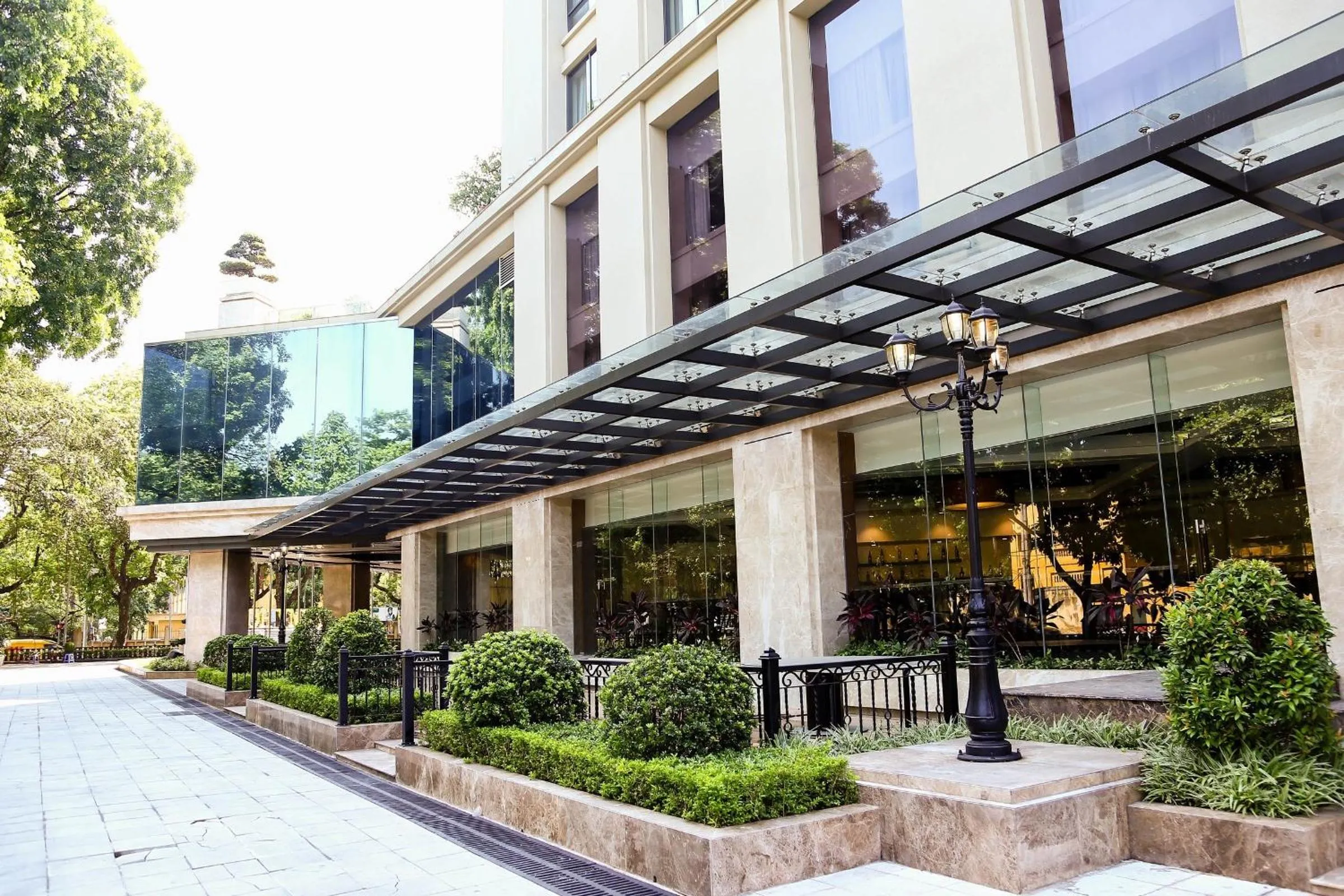 Property building in Army Hotel