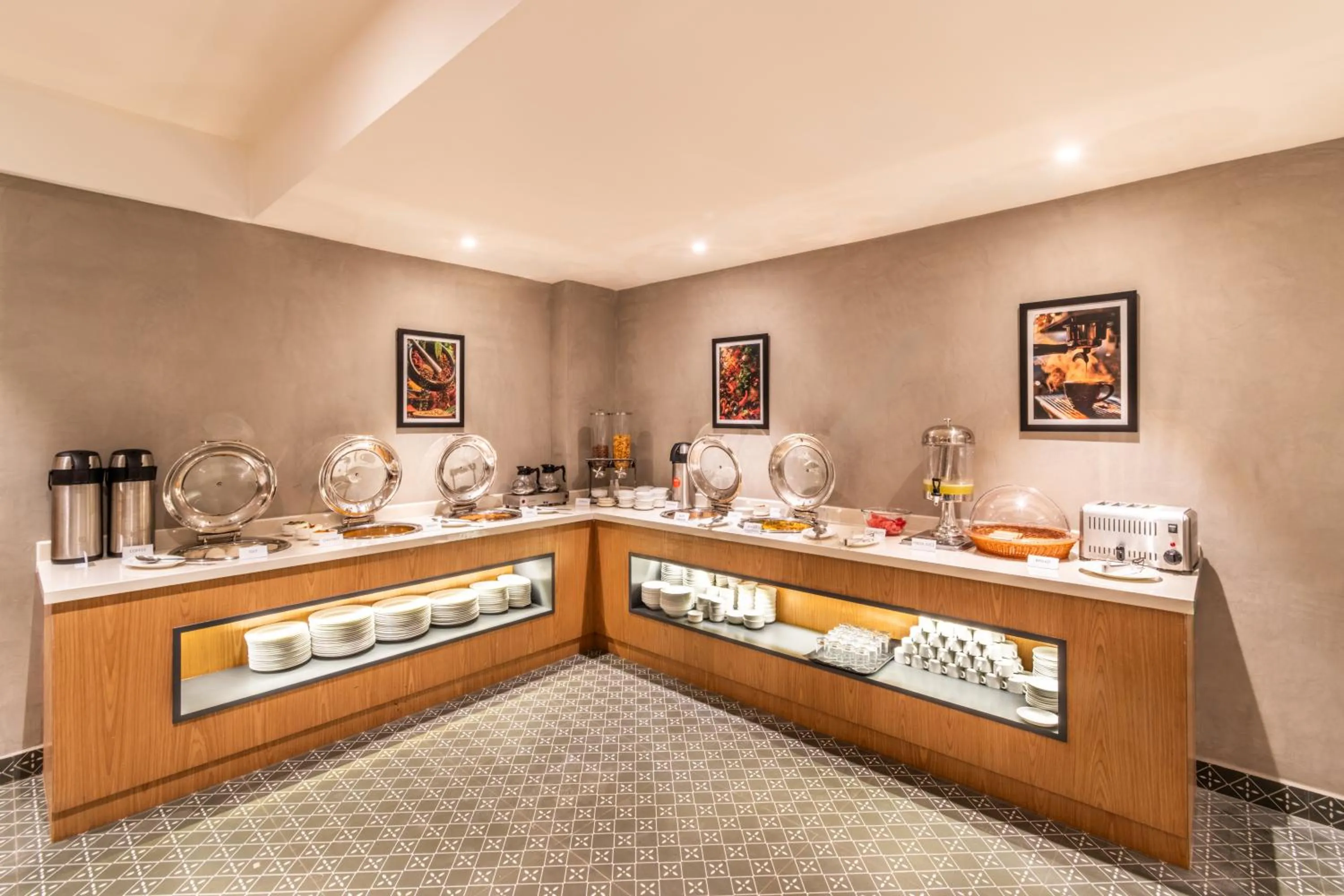 Breakfast in Hotel Vaari Vista By Bestinn Leisure