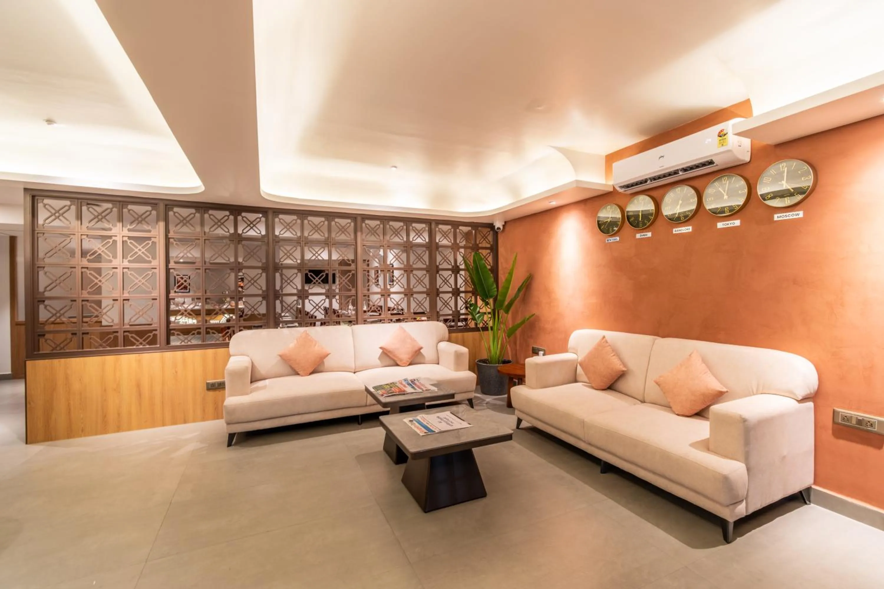 Lobby or reception in Hotel Vaari Vista By Bestinn Leisure