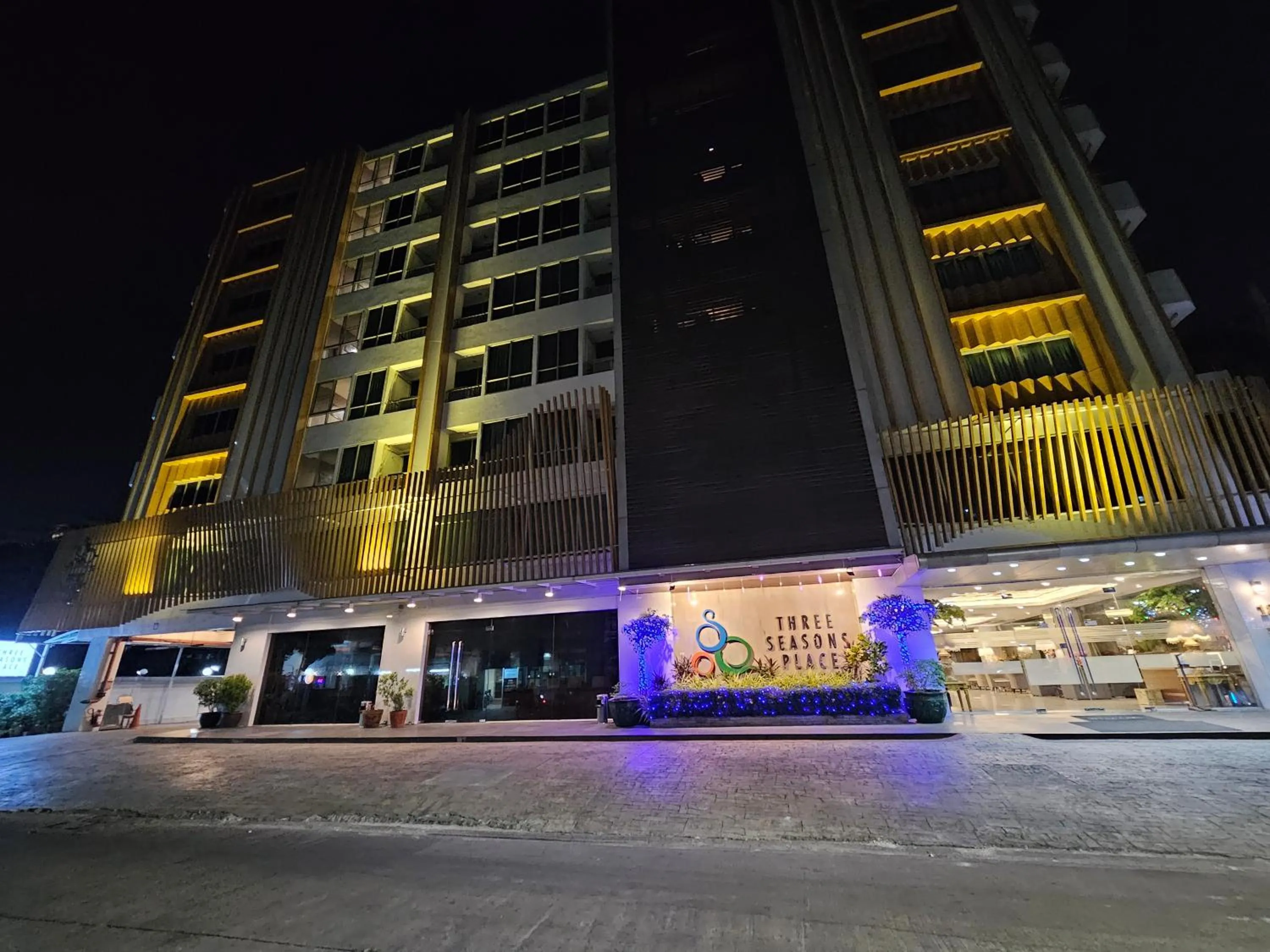 Three Seasons Bangkok