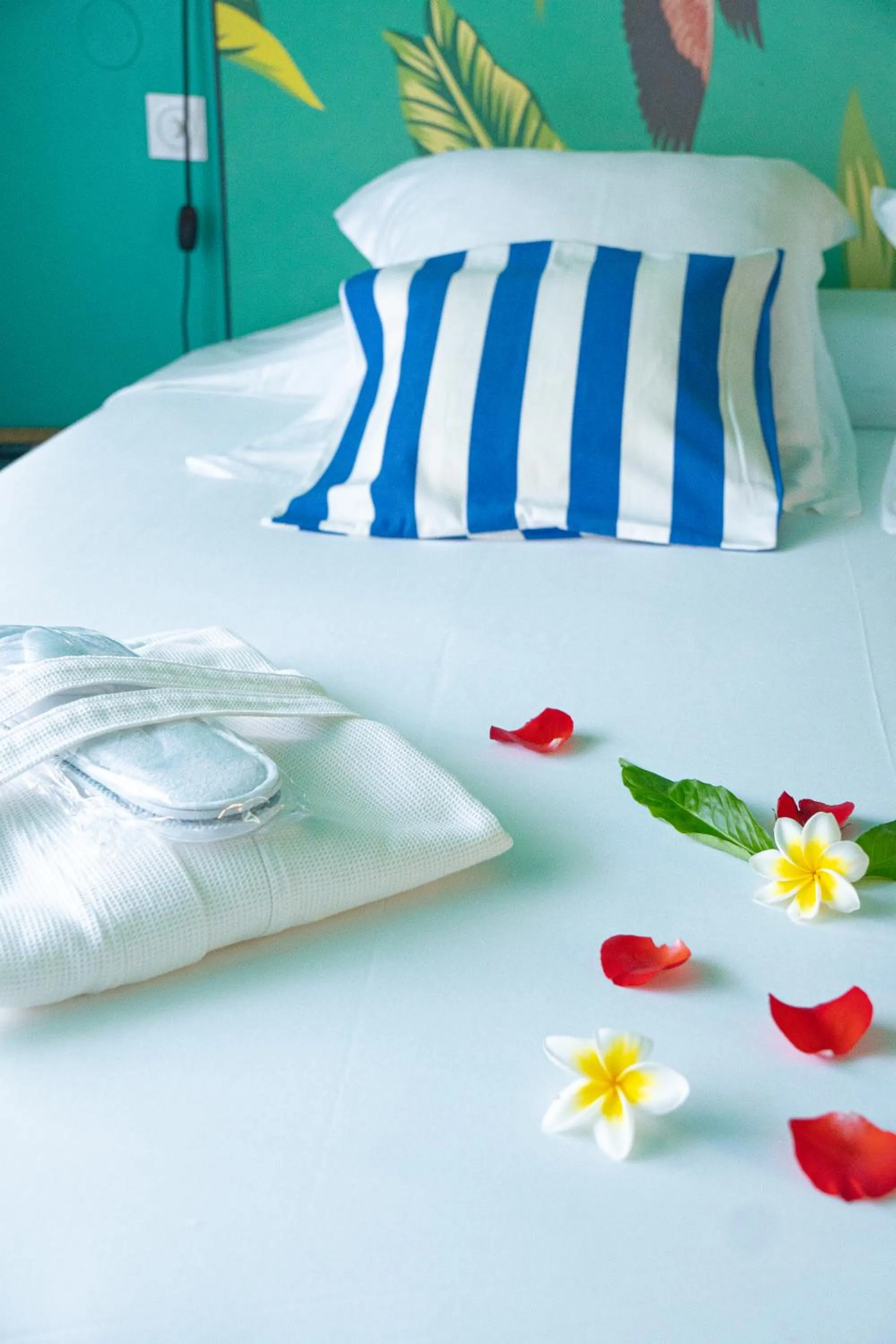 Decorative detail, Bed in Dina Morgabine Saint Gilles