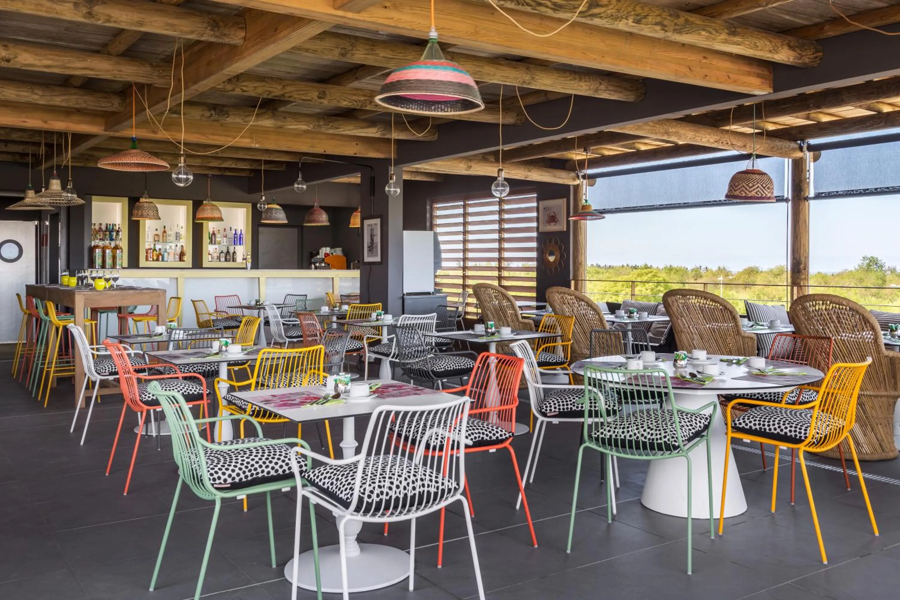 Restaurant/places to eat in Dina Morgabine Saint Gilles