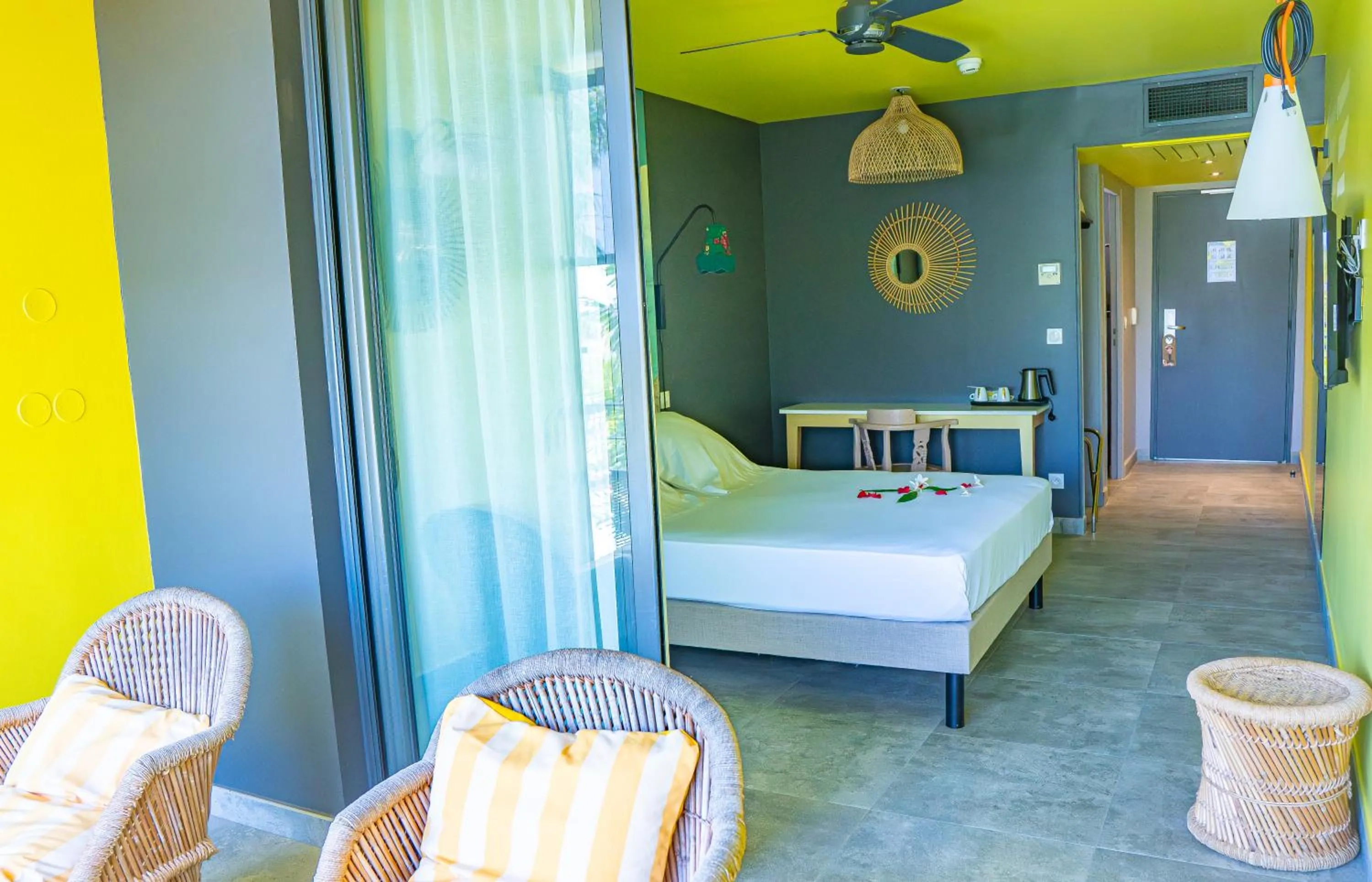 Bed in Dina Morgabine Saint Gilles